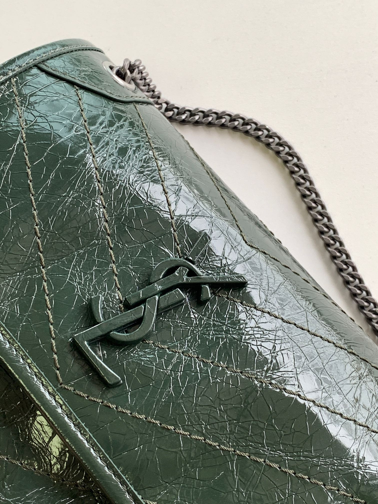 Y51 NIKI BABY IN VINTAGE LEATHER DARK GREEN 8.2 X 6 X 2.9 INCHES