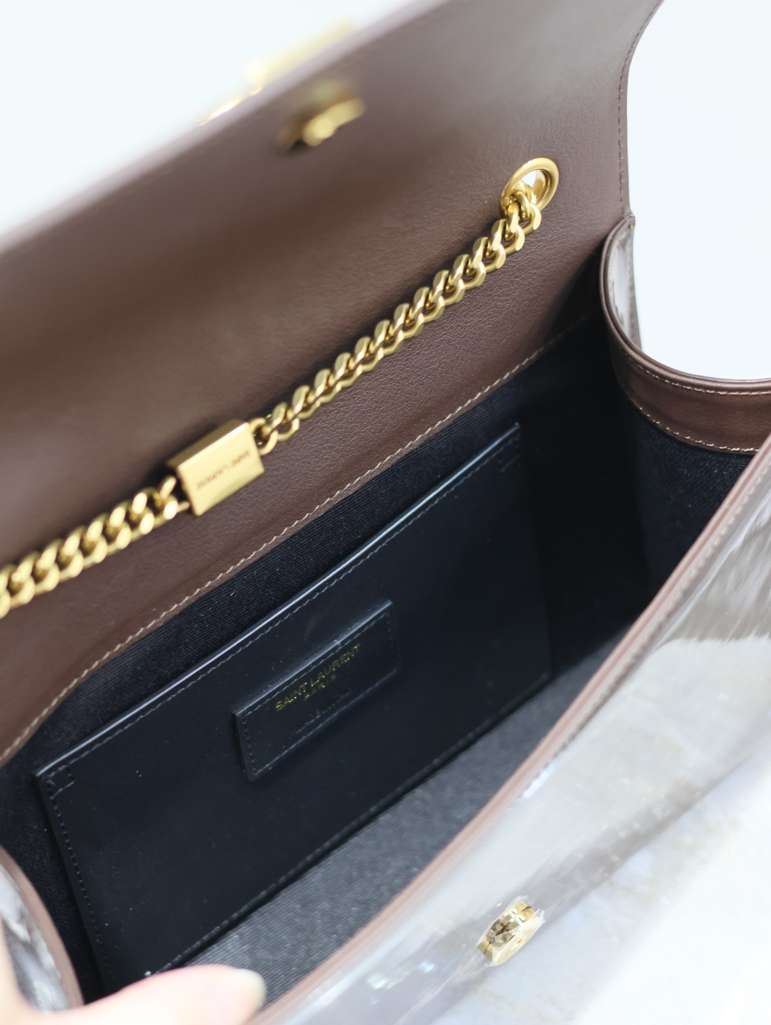 Y51 KATE MEDIUM IN SHINY LEATHER BROWN 9.4 X 5.7 X 2.1 INCHES