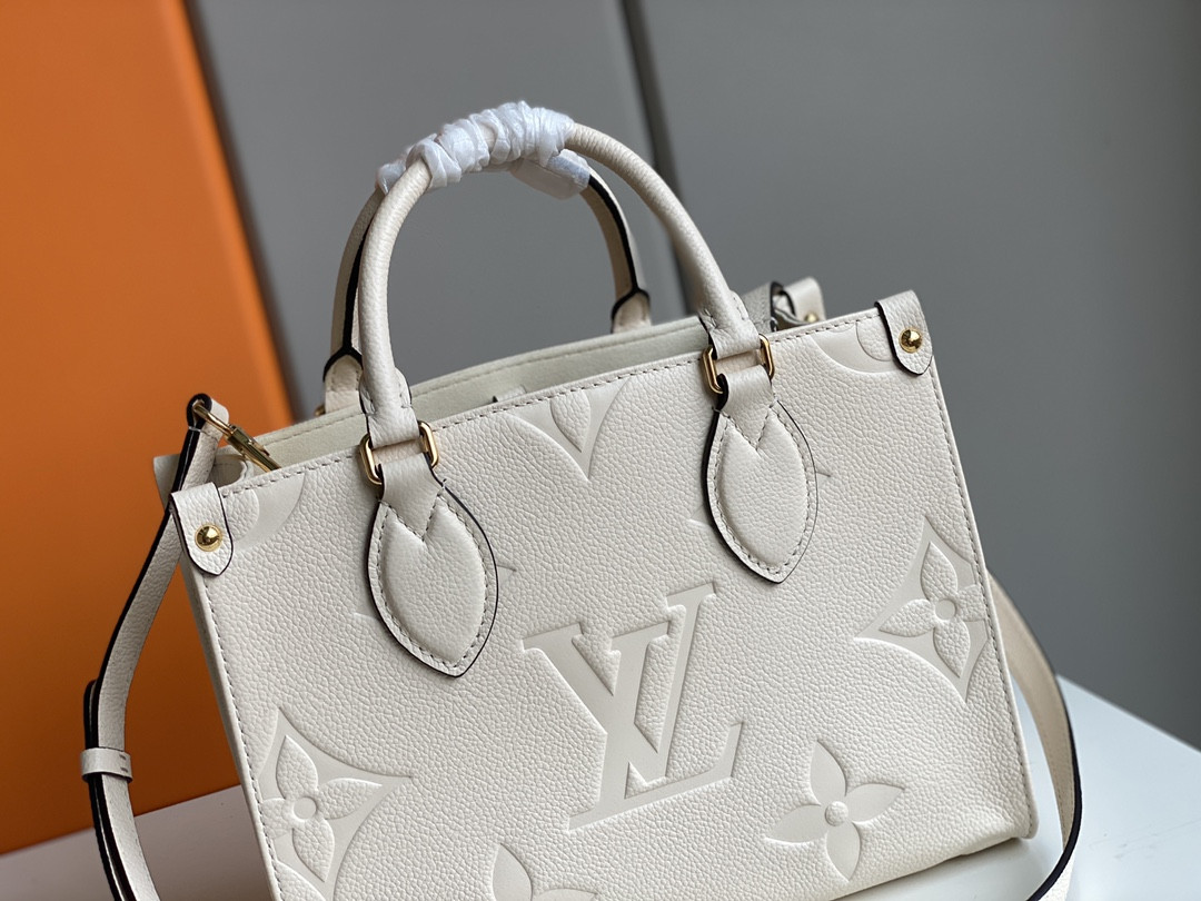 L0vis Vvtt0n OnTheGo Tote M45660 28 x 11 x 19 cm