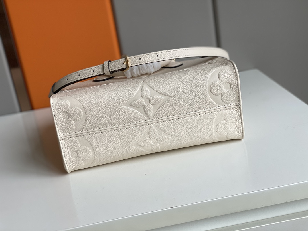 L0vis Vvtt0n OnTheGo Tote M45660 28 x 11 x 19 cm