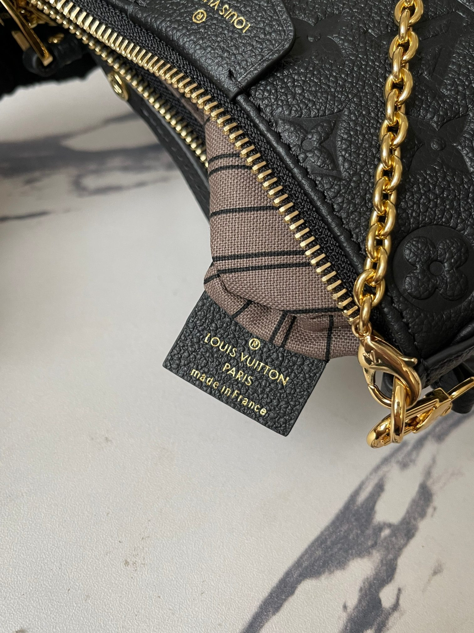 LV EASY POUCH ON STRAP M80349 7.5 x 4.5 x 1.2 inches