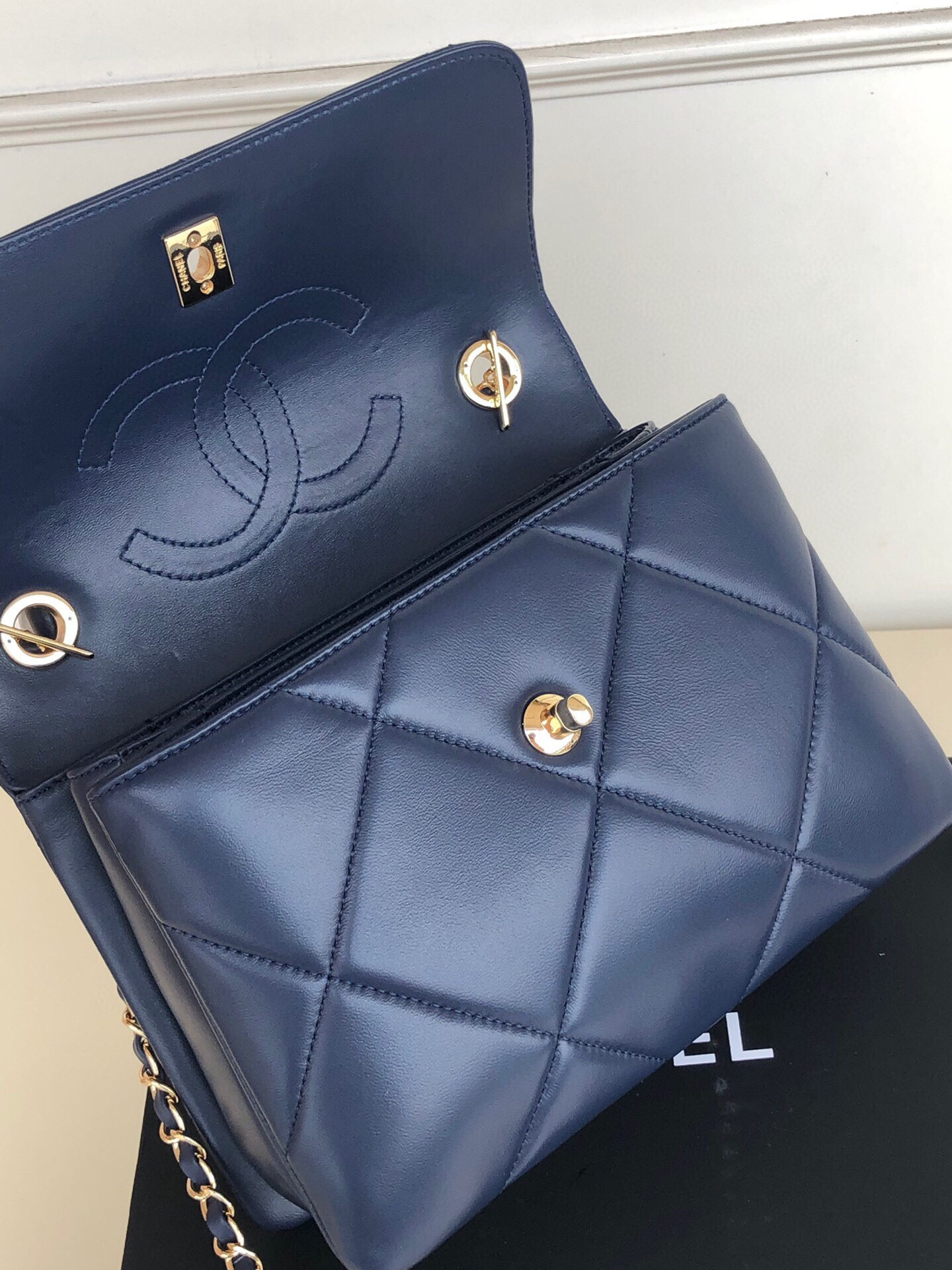 Ch**el FLAP BAG WITH TOP HANDLE 6.6 × 9.8 × 4.7 in
