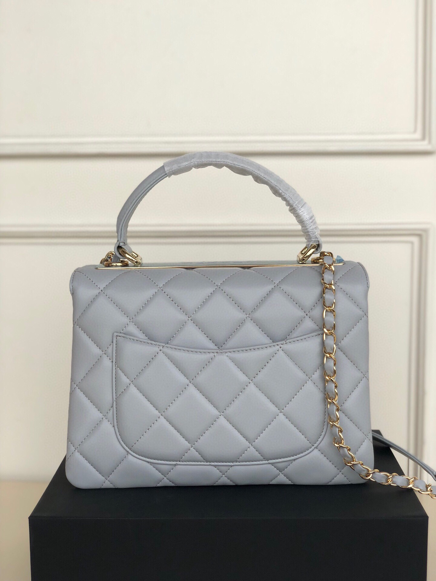 Ch**el FLAP BAG WITH TOP HANDLE 6.6 × 9.8 × 4.7 in