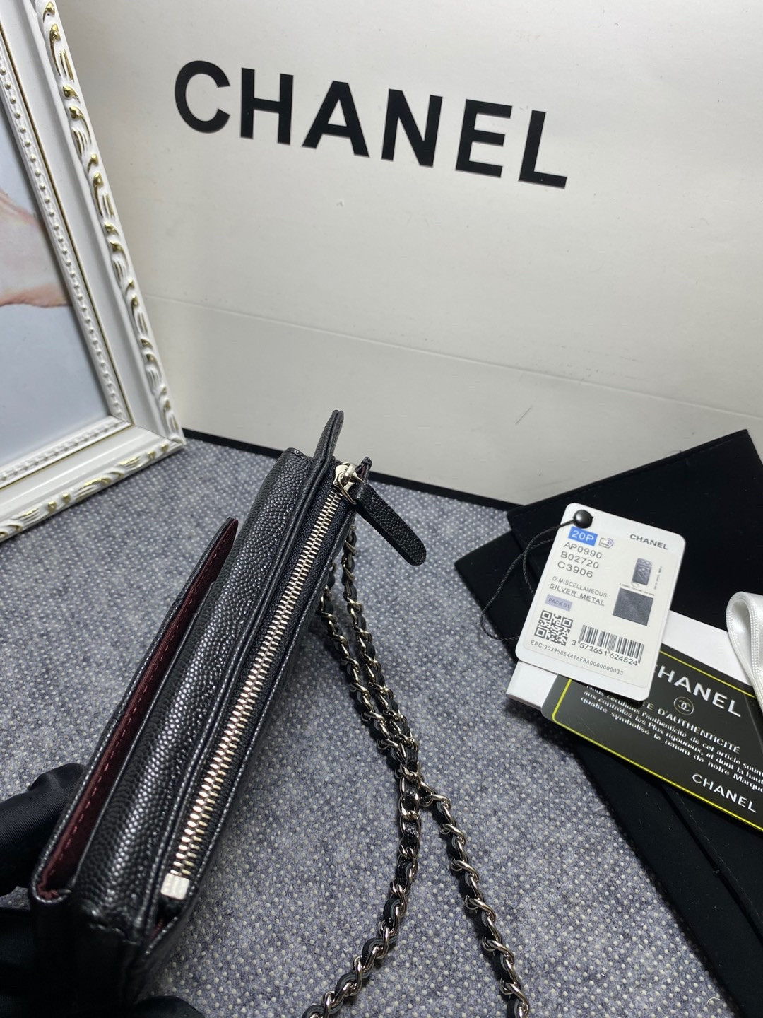 Ch**el LONG ZIPPED WALLET 19-11cm