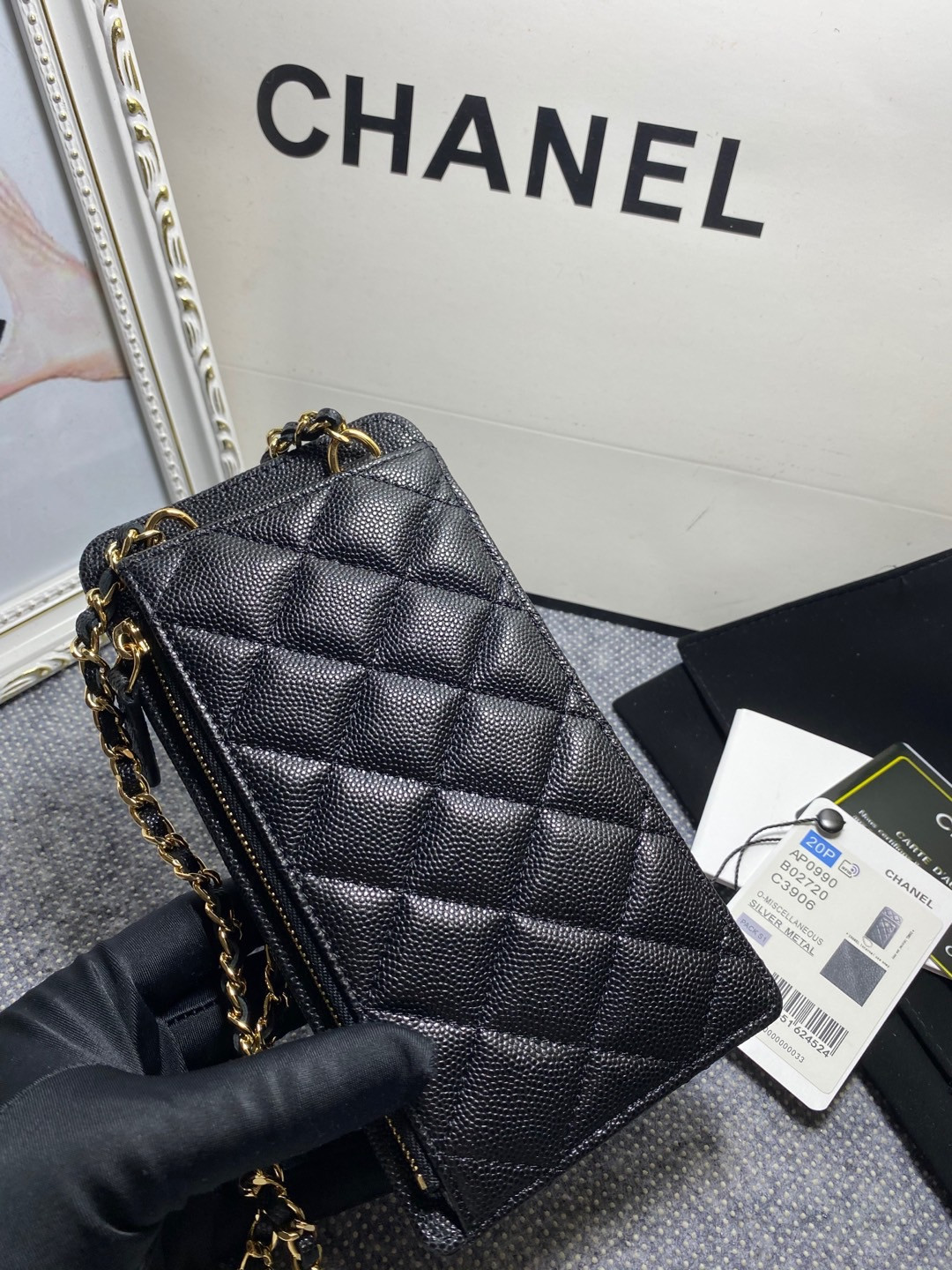 Ch**el LONG ZIPPED WALLET 19-11cm