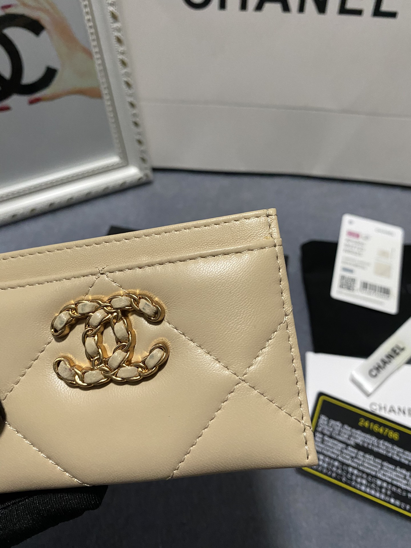 Ch**el CARD HOLDER 11.2×7.5×0.5cm