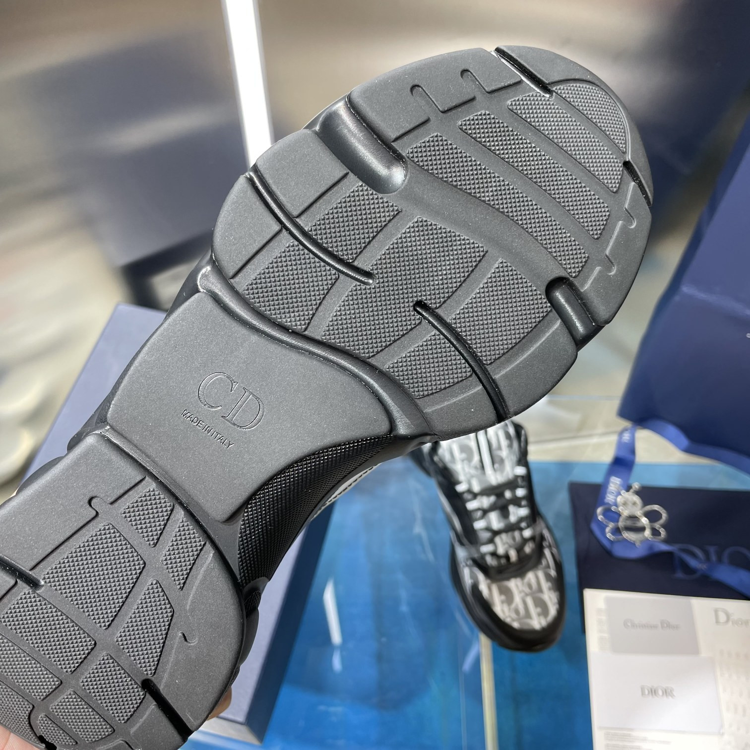 UA D10r B22 Sneaker