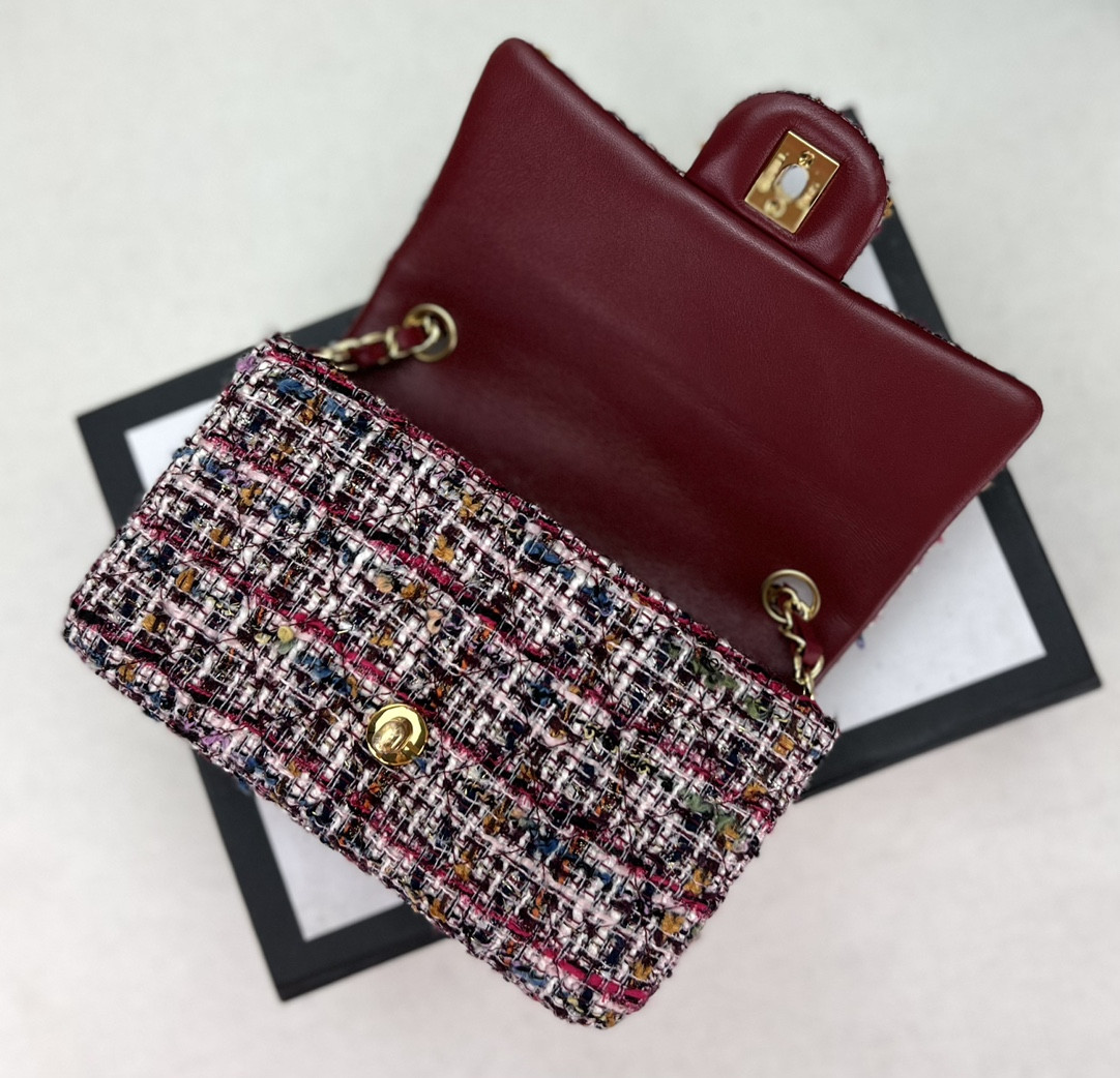 Ch**el MINI CLASSIC 11.12 HANDBAG Tweed & Gold-Tone Metal 4.7 × 7.8 × 2.3 in