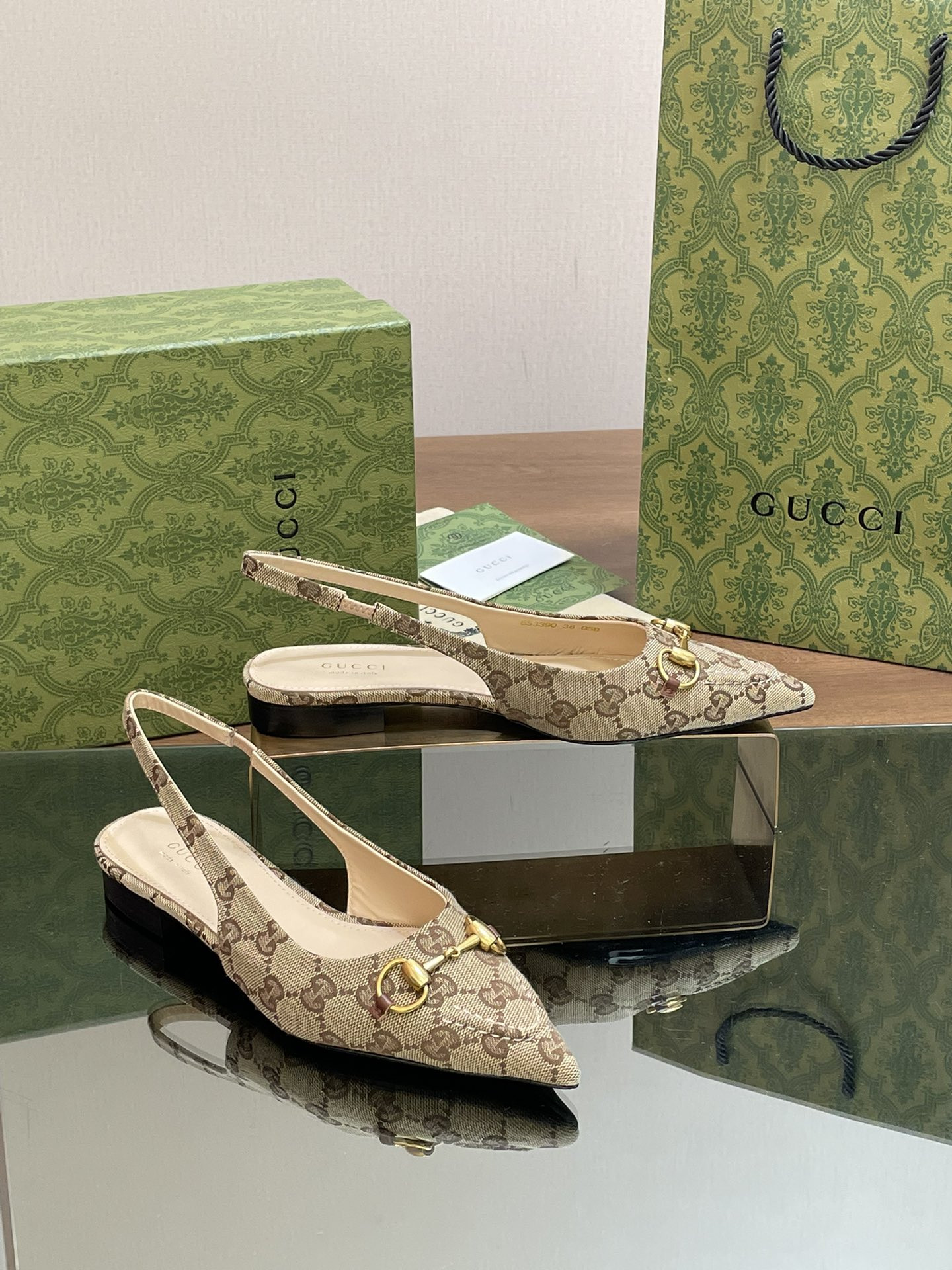 UA Gvc*1 WOMEN
