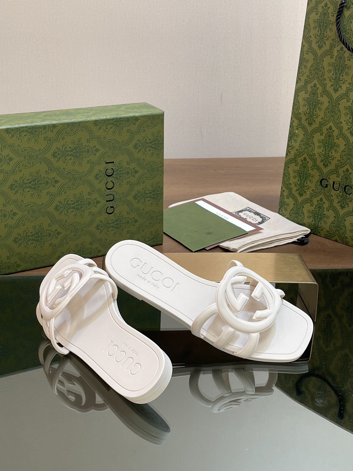 UA Gvc*1 INTERLOCKING G SLIDE SANDAL White