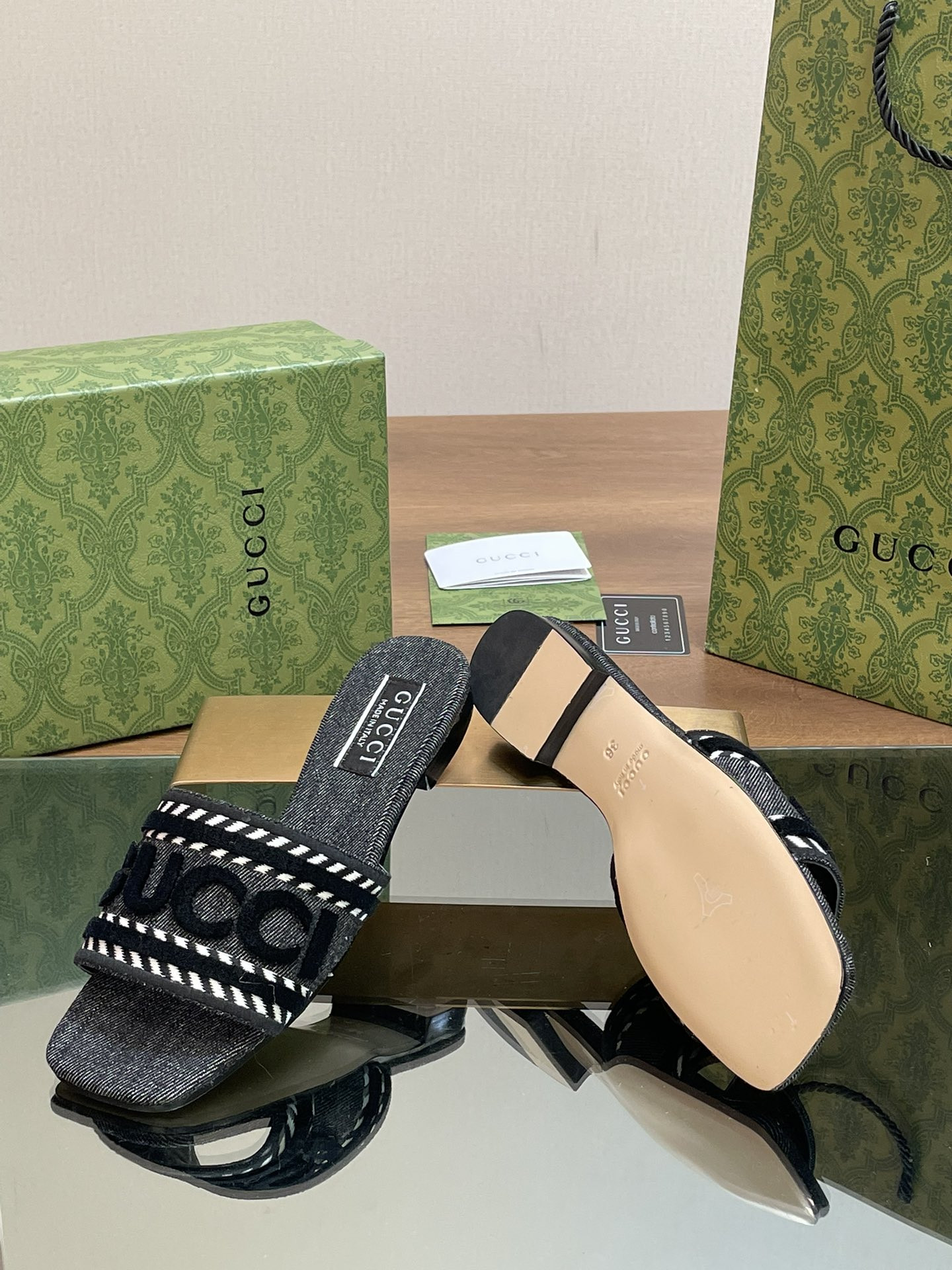 UA Gvc*1 WOMEN