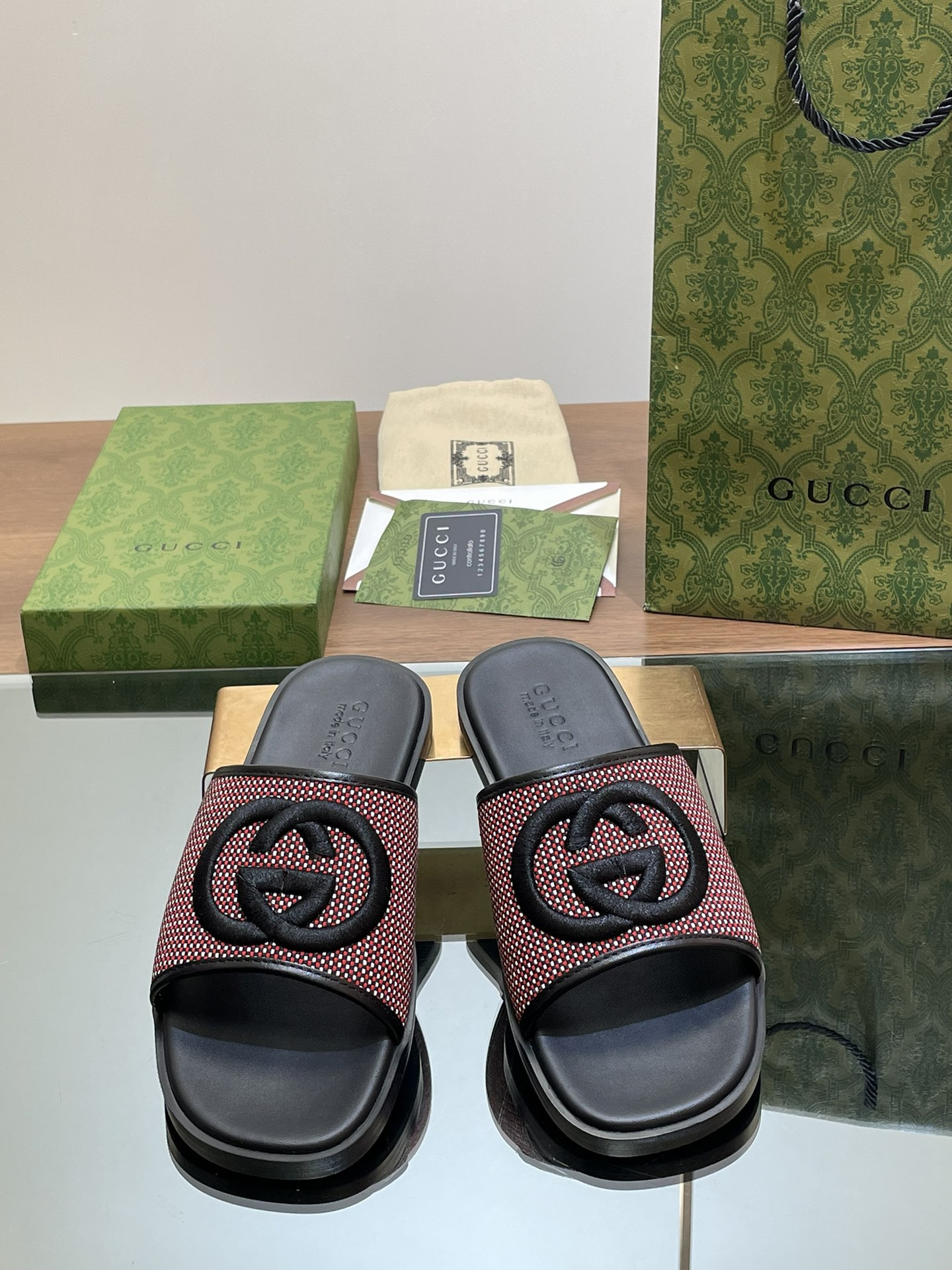 UA Gvc*1 INTERLOCKING G SLIDE SANDAL
