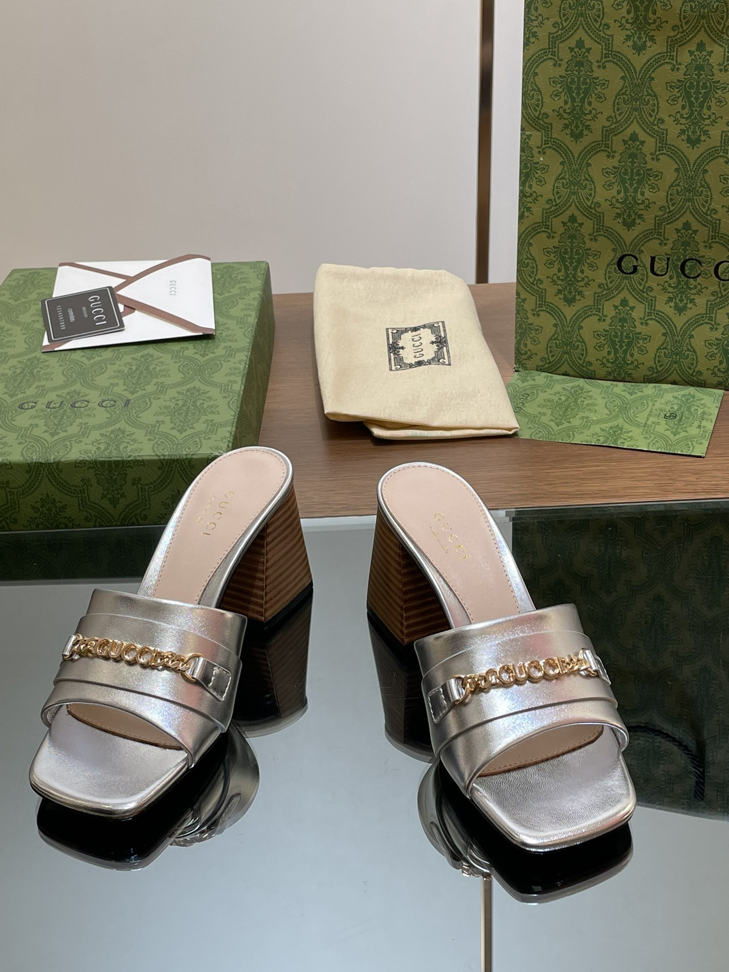UA Gvc*1 SIGNORIA SLIDE SANDAL