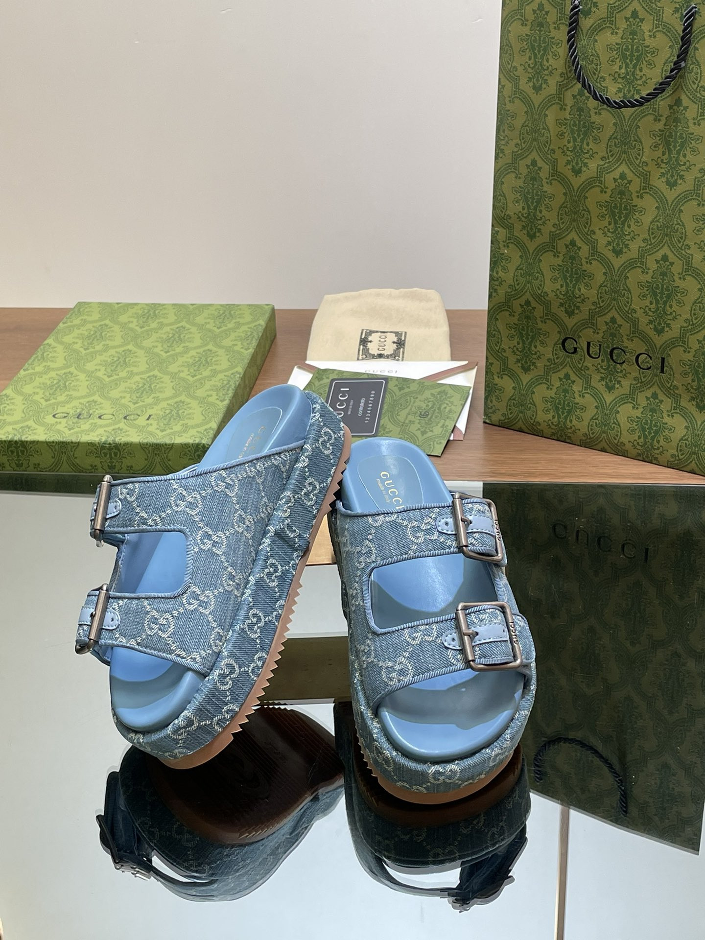 UA Gvc*1 SANDAL WITH DOUBLE G