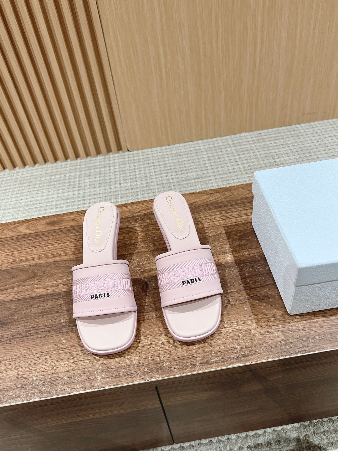 D10r Dway Heeled Slide
