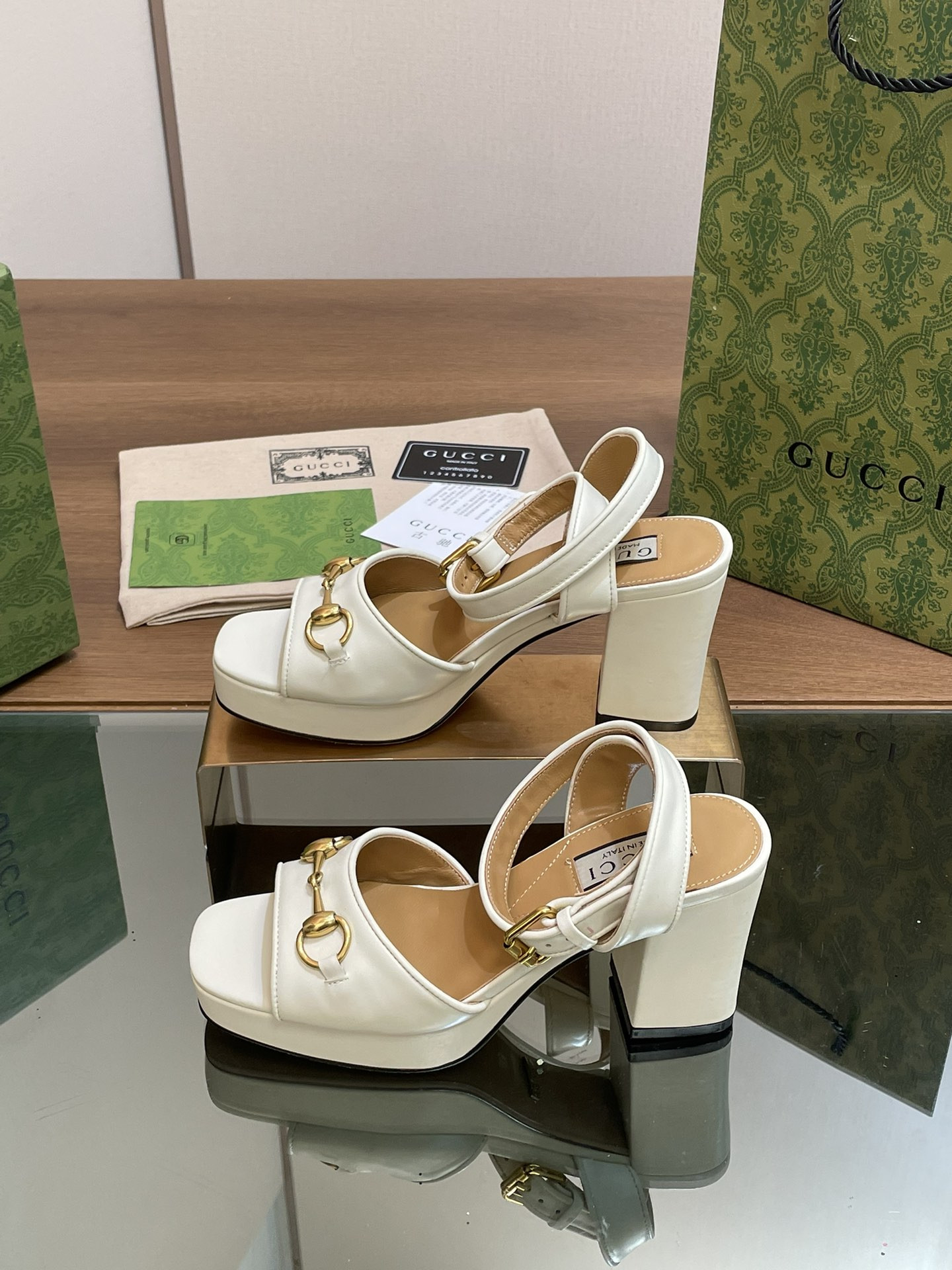 UA Gvc*1 HORSEBIT PLATFORM SANDAL
