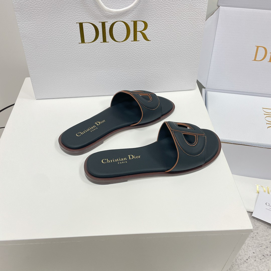 UA D10r D-Club Slide Black