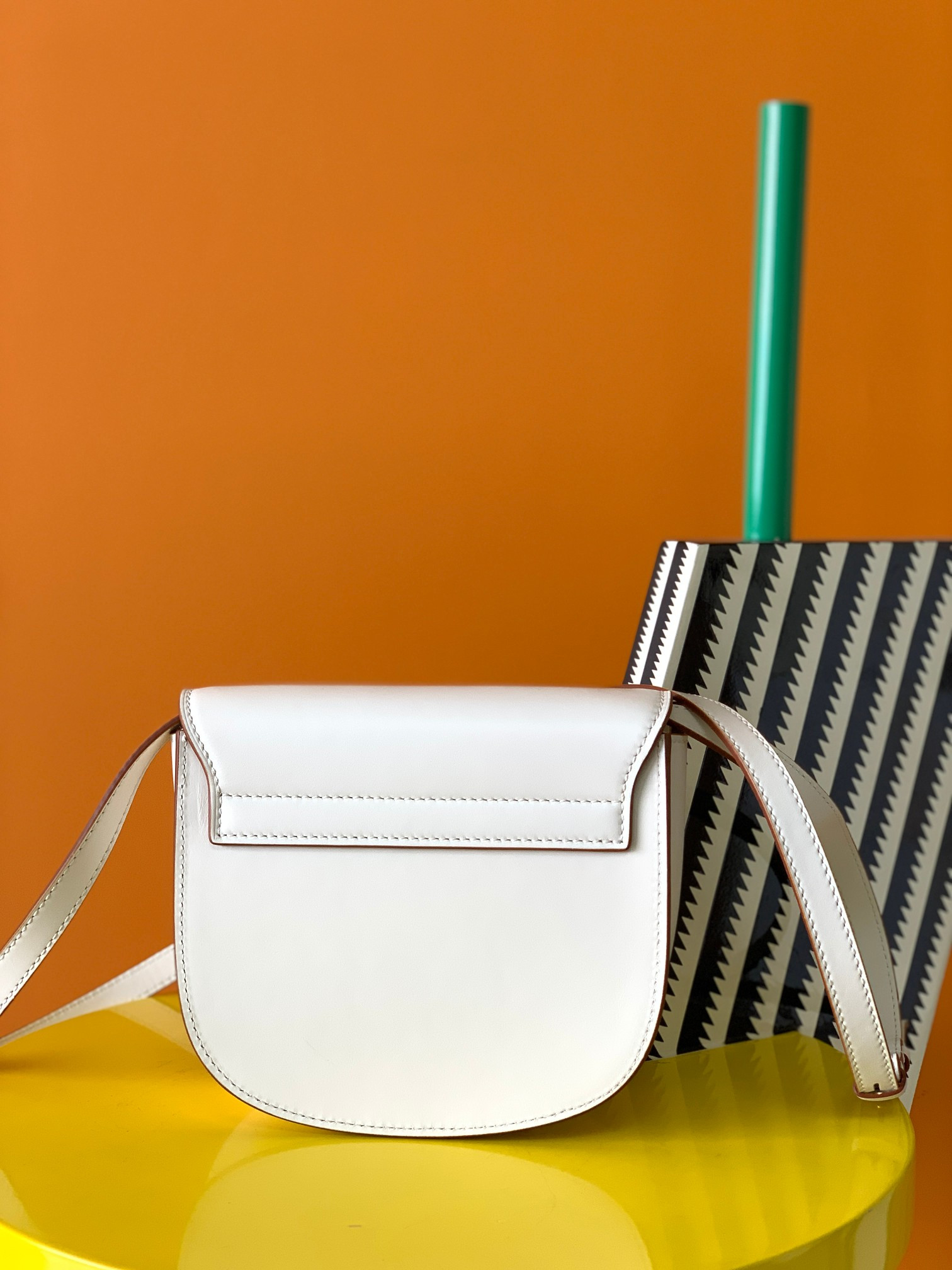 Y51 KAIA SMALL SATCHEL IN SMOOTH LEATHER 7.2 X 6.1 X 2.1 INCHES
