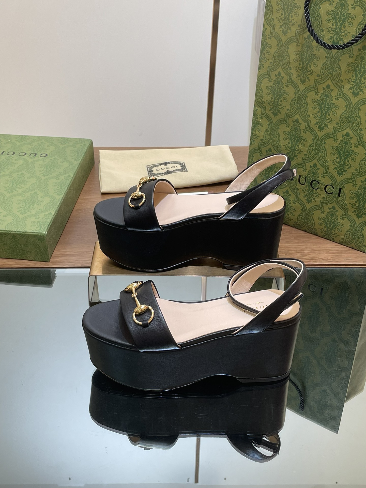 UA Gvc*1 WOMEN