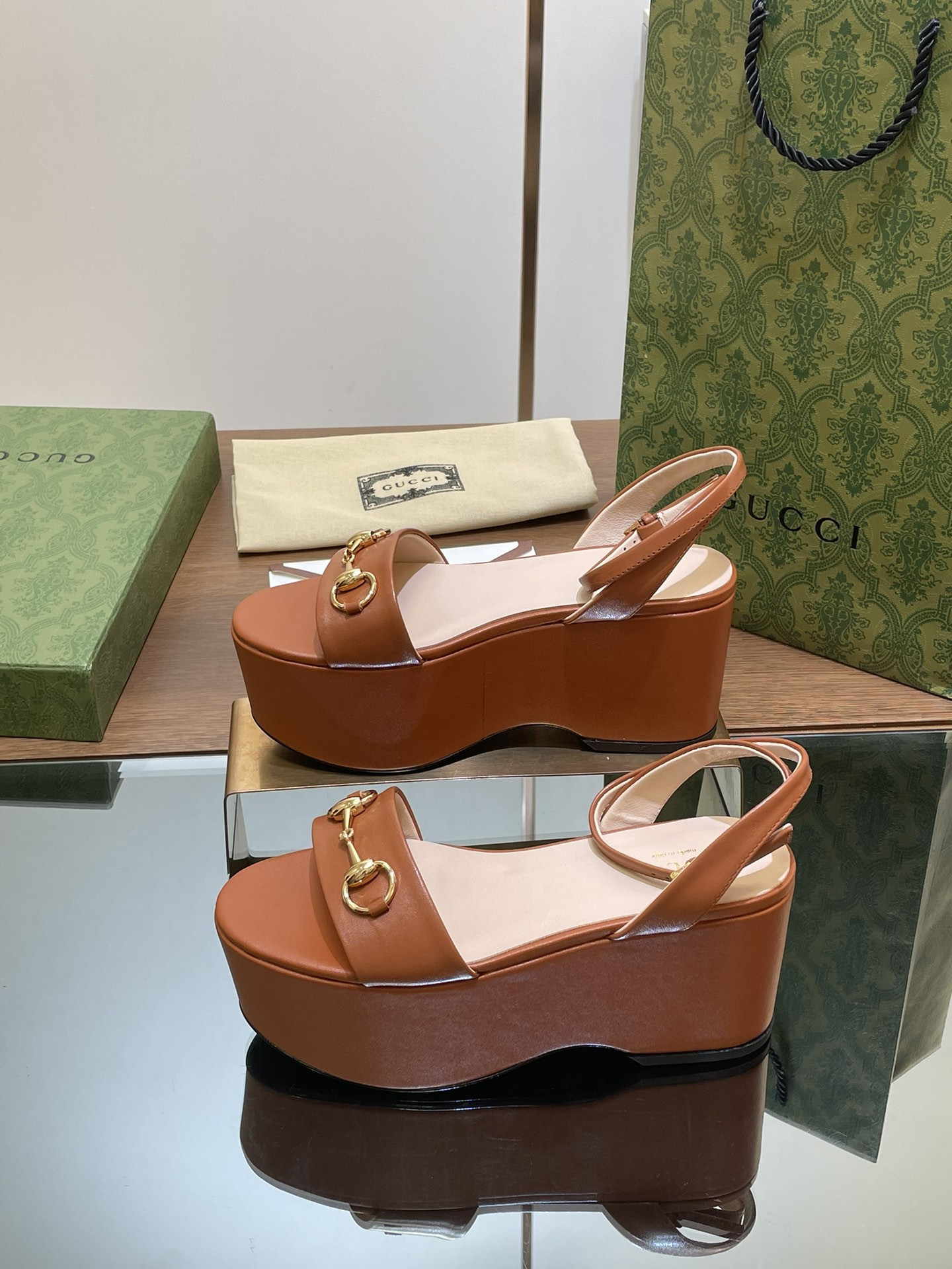 UA Gvc*1 WOMEN