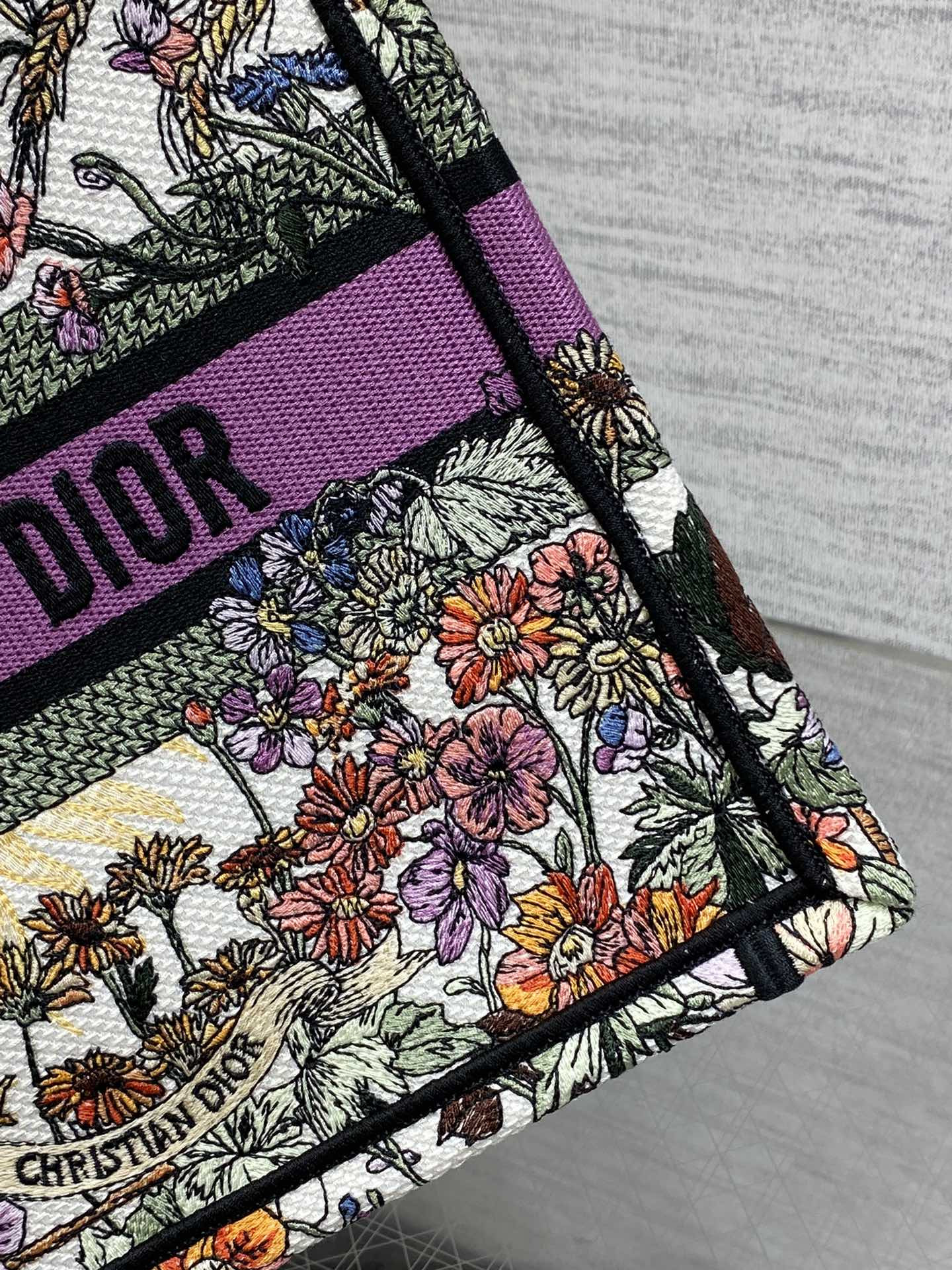 Small D10r Book Tote  Ecru Multicolor D10r 4 Saisons Été Soleil Embroidery 26x8x22cm