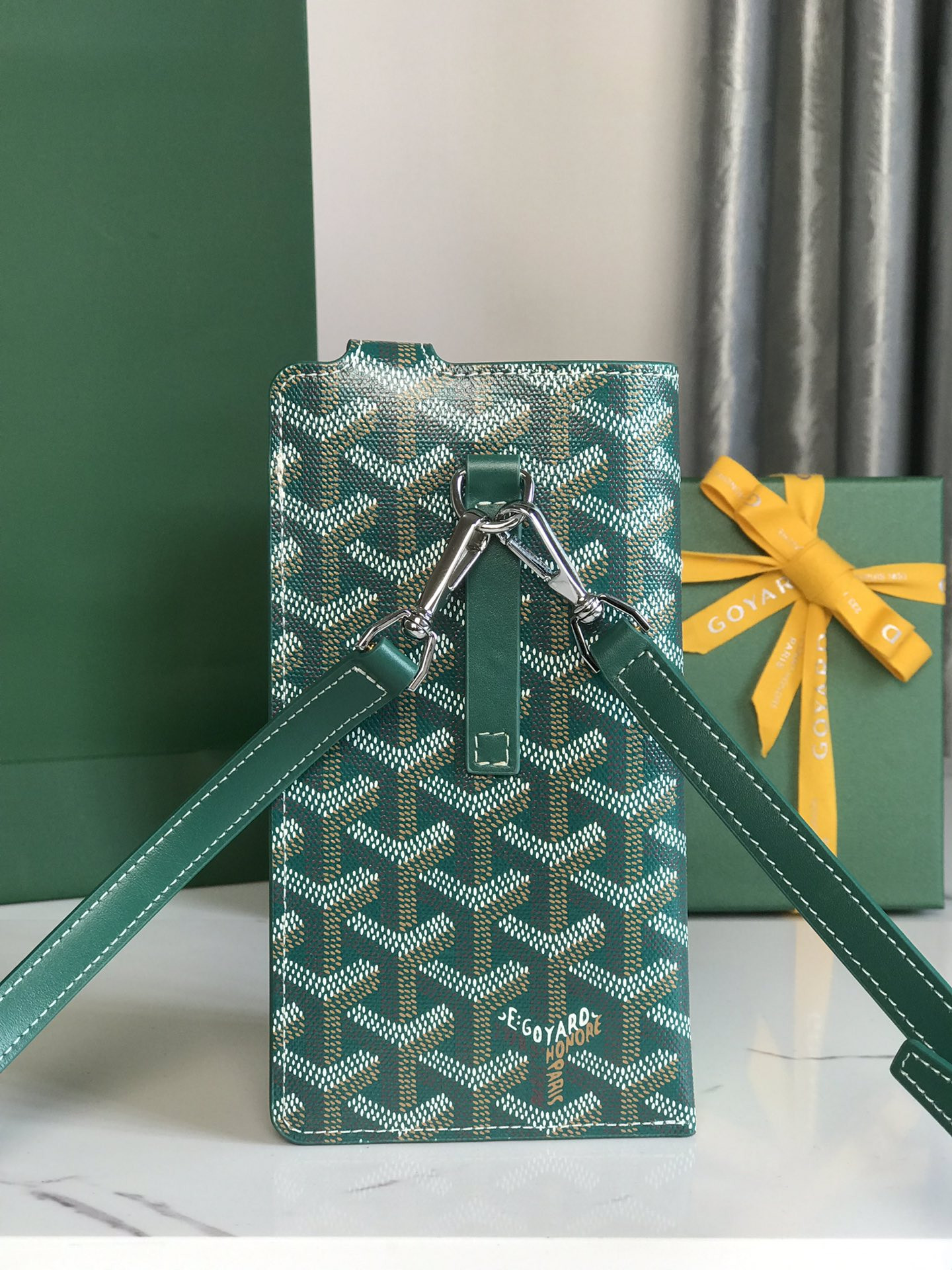 G09ard Card Bag 10cm x 1cm x 18cm