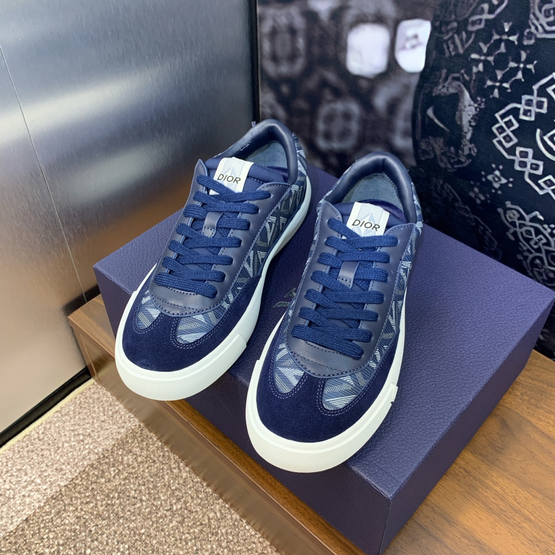 UA D10r B101 Sneaker