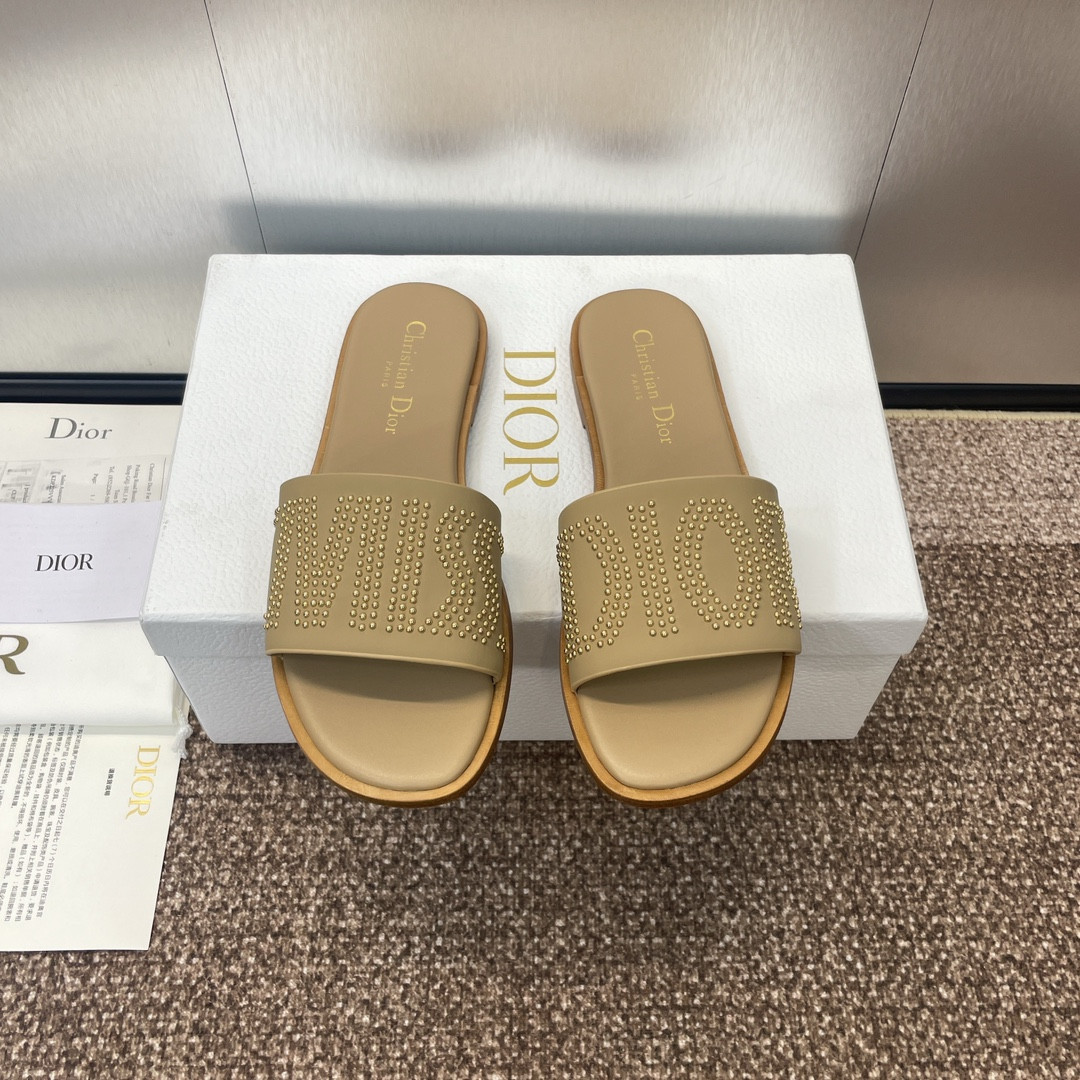 UA D10r Dway Slide