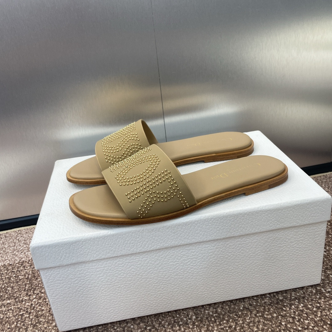 UA D10r Dway Slide