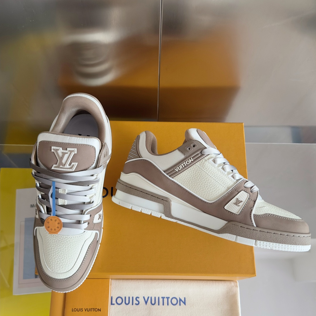 UA LV Trainer Sneaker