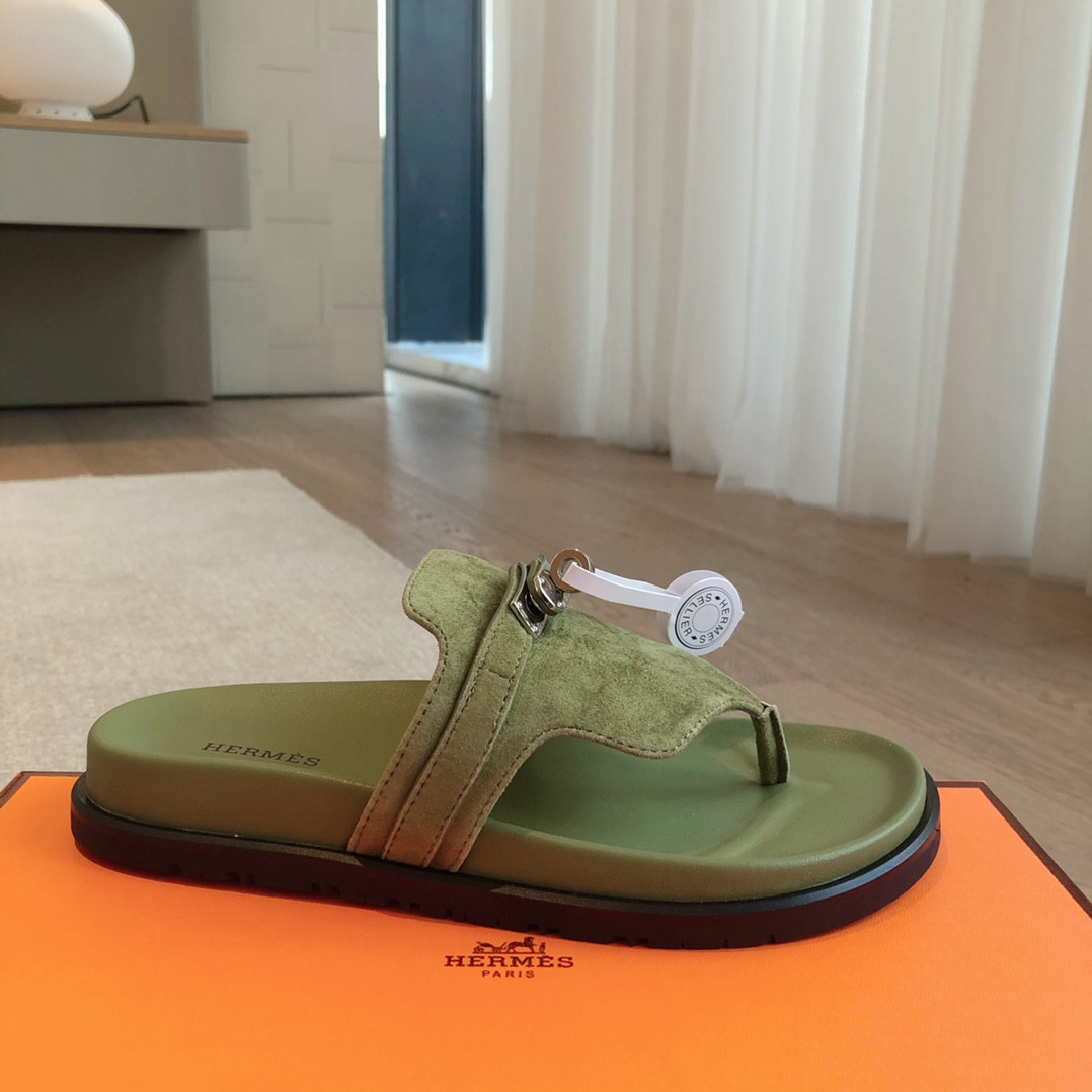 UA H**me5 Empire sandal