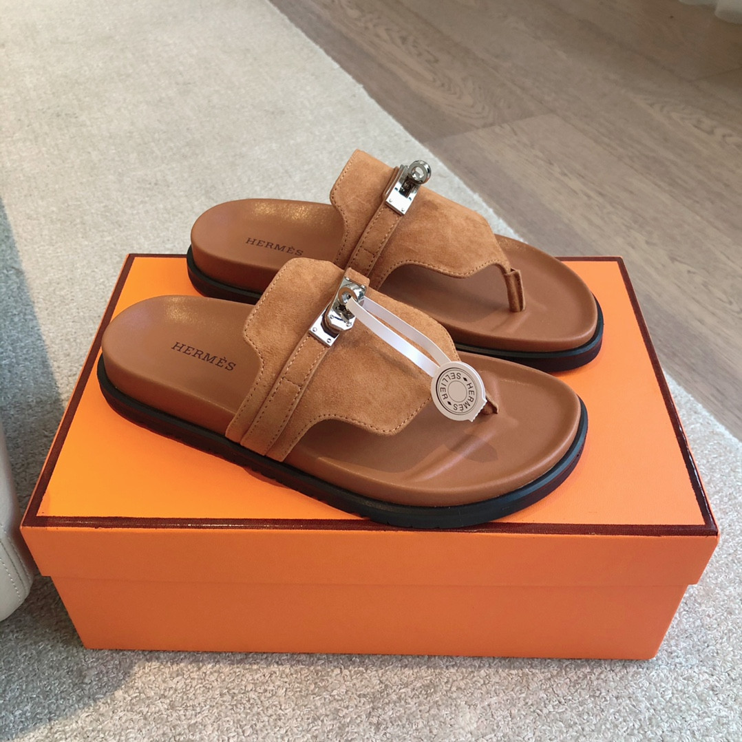 UA H**me5 Empire Sandal