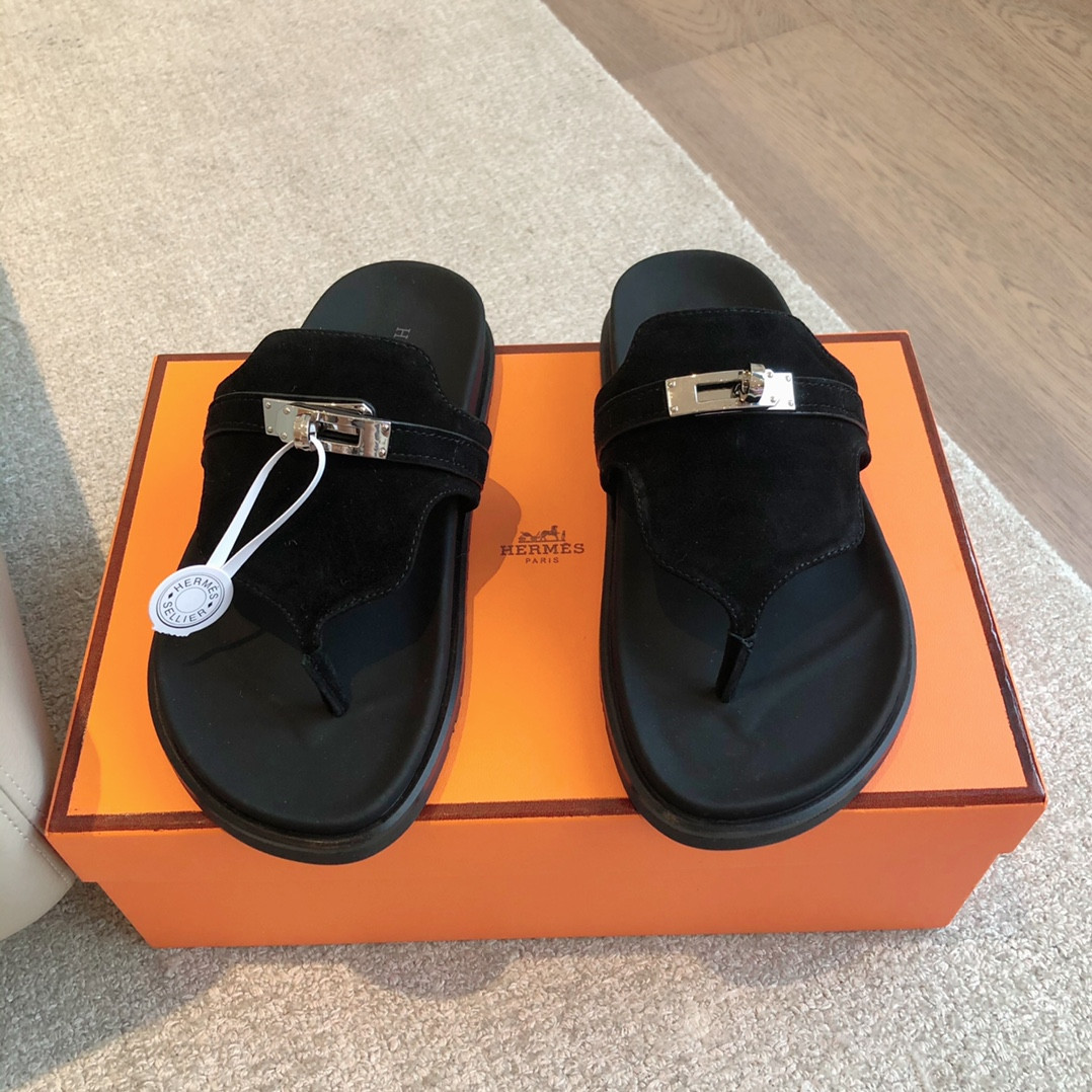 UA H**me5 Empire Sandal