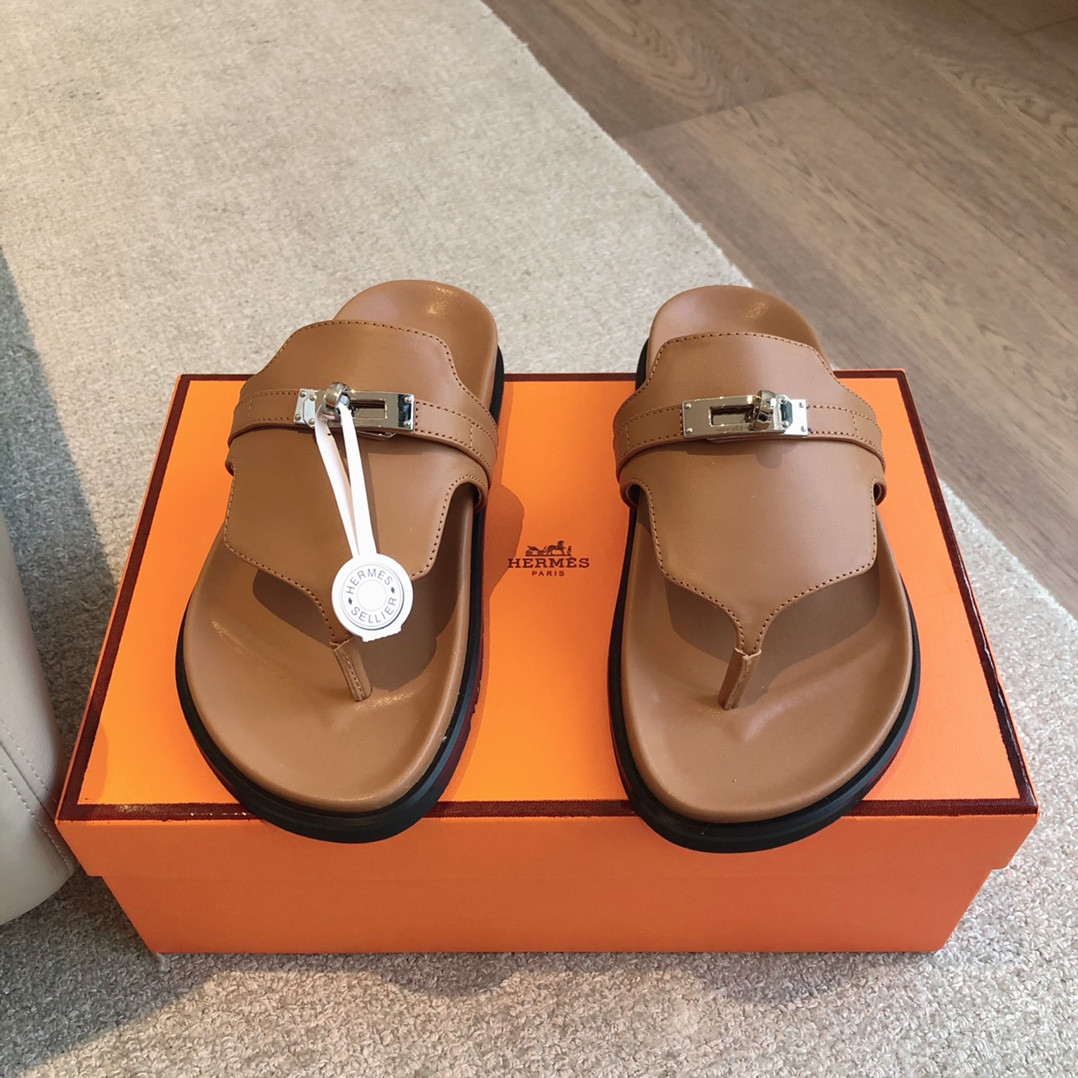 UA H**me5 Empire Sandal
