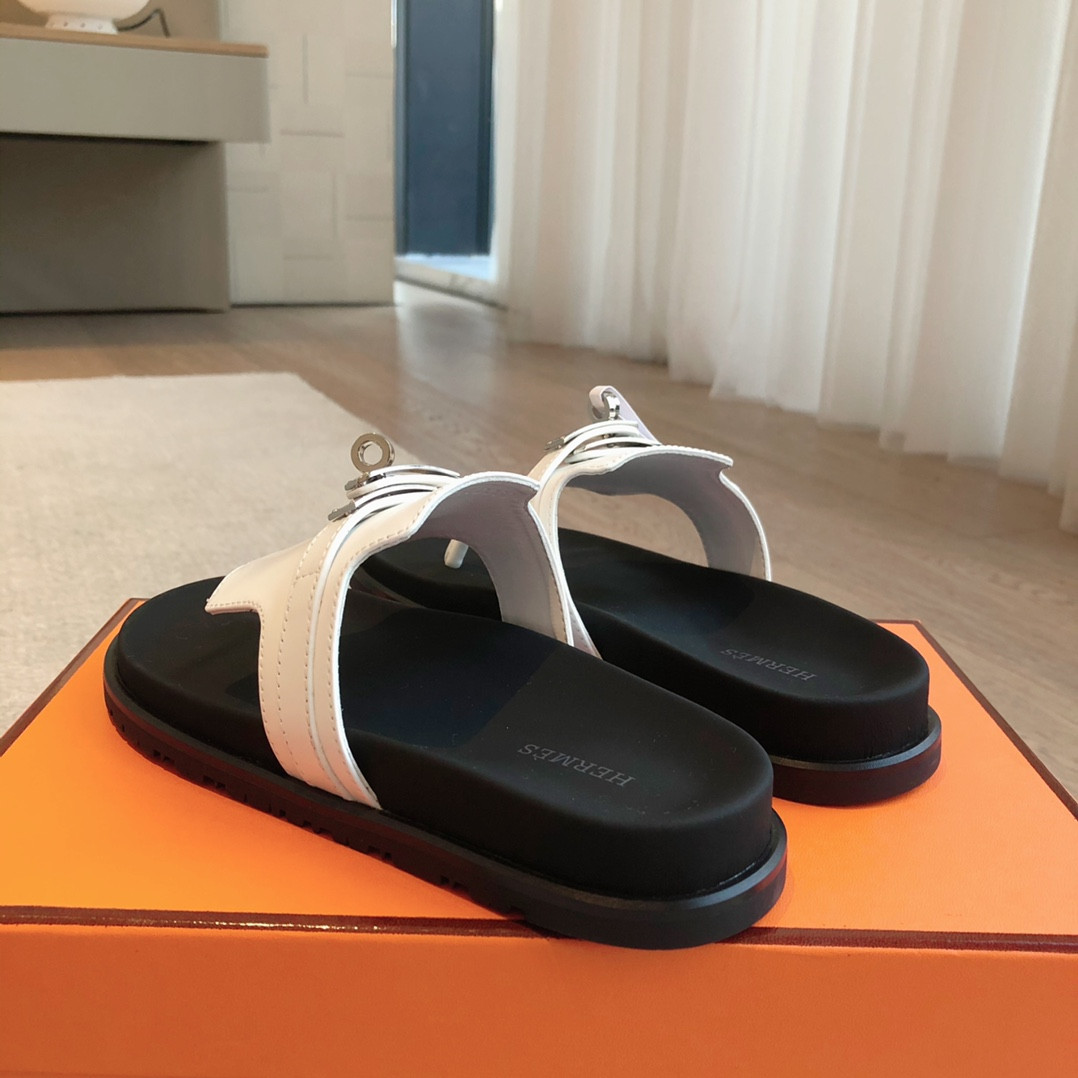 UA H**me5 Empire Sandal