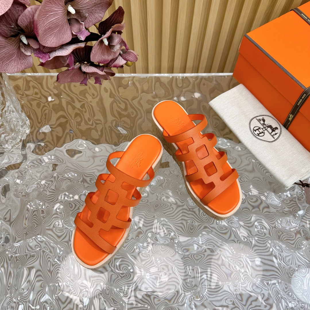 UA H**me5 Isabella 30 sandal