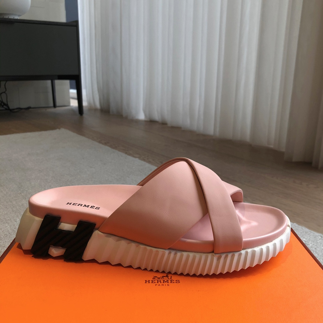 UA H**me5 Infra sandal