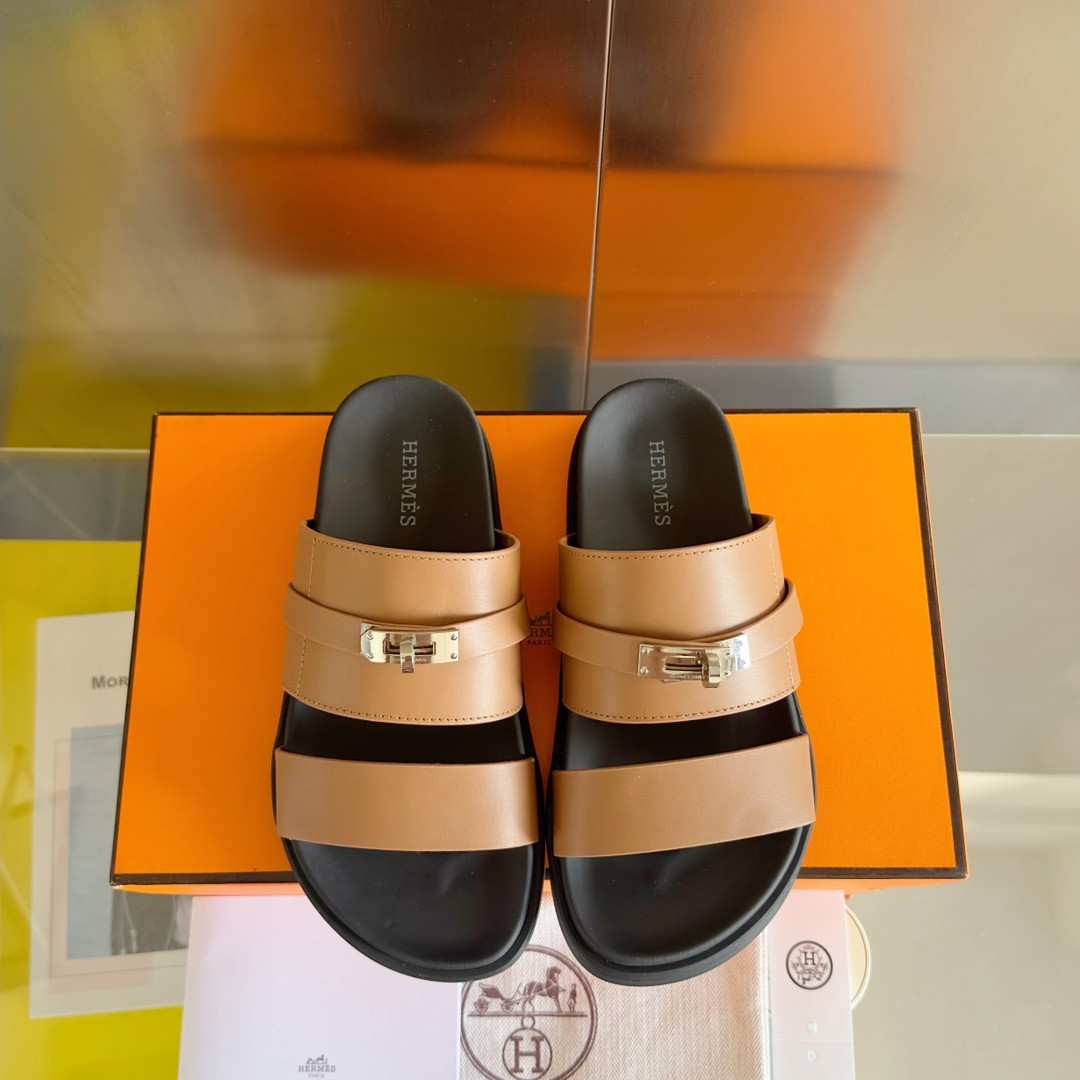 UA H**me5 Jackson sandal
