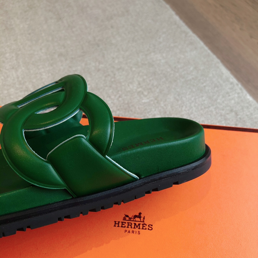UA H**me5 Extra sandal