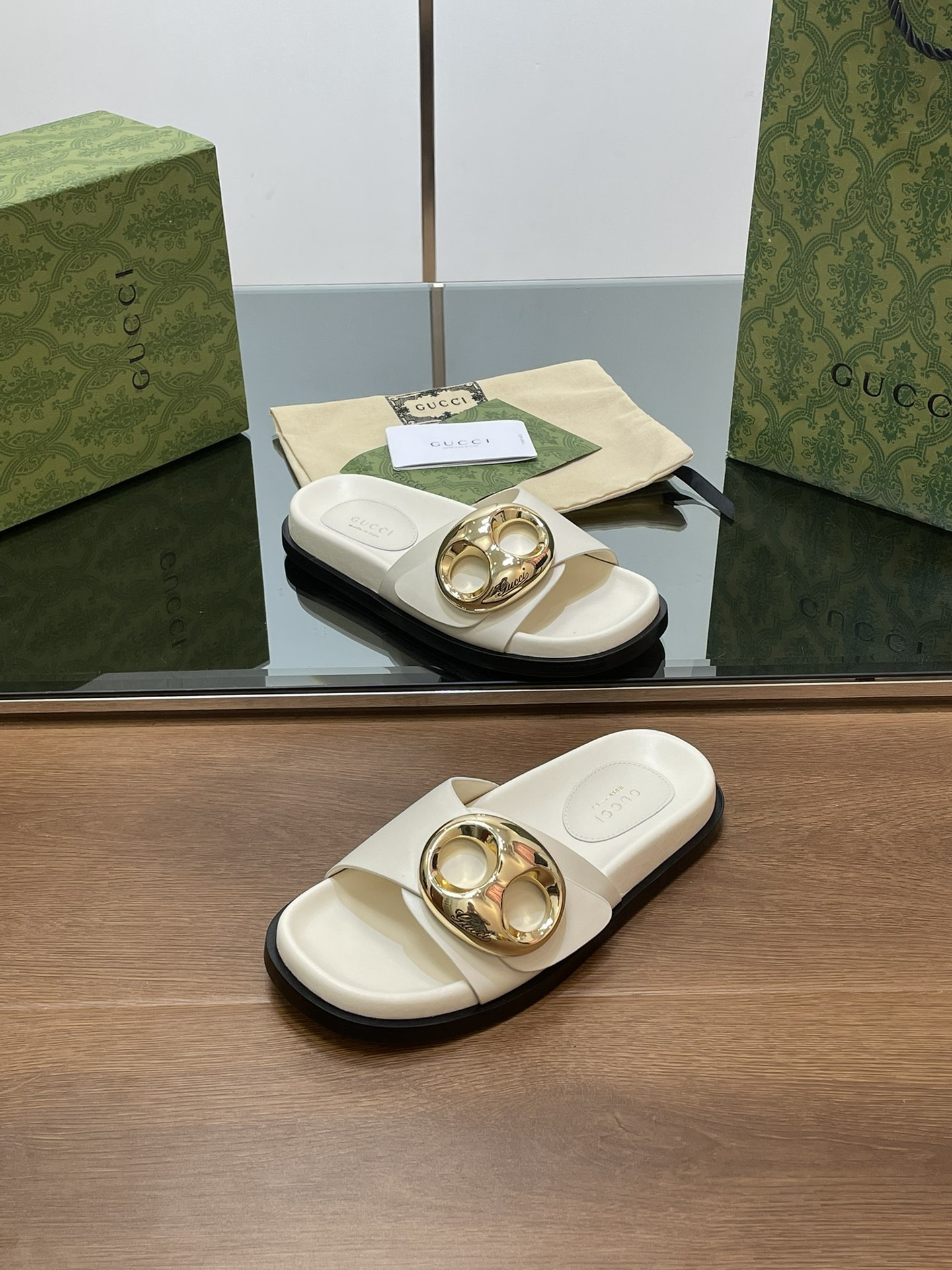 UA Gvc*1 MARINA CHAIN SLIDE SANDAL