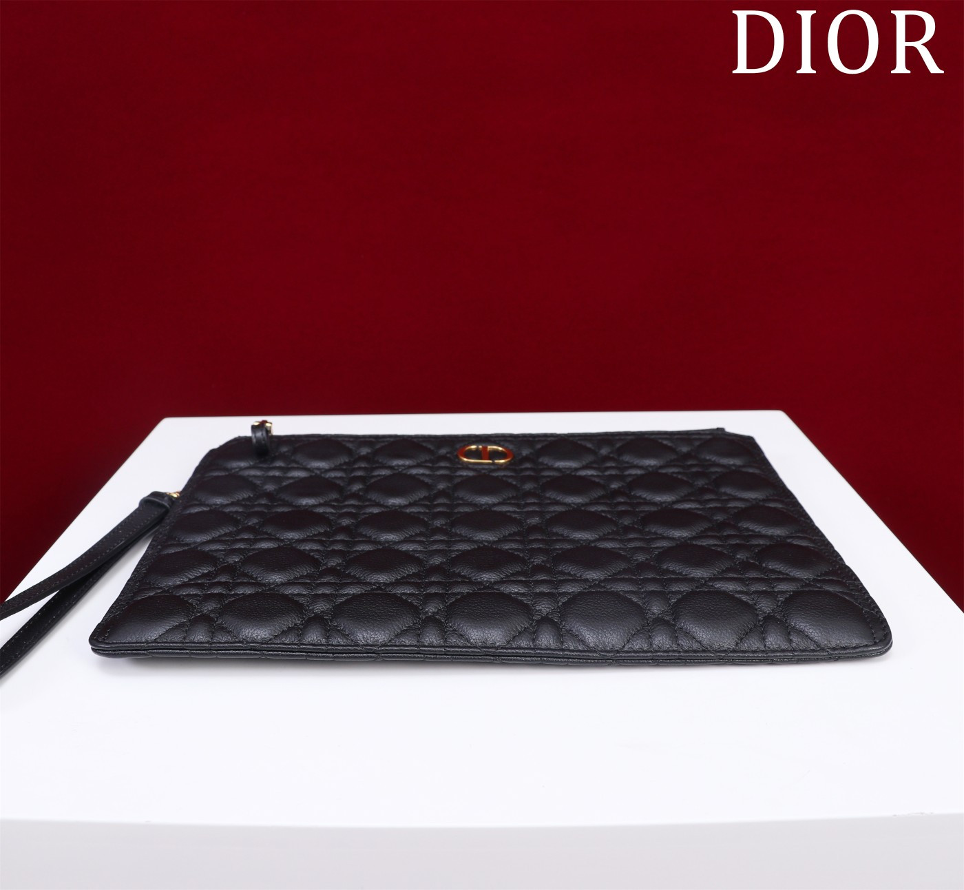Large D10r Caro Daily Pouch 30 x 21.5 cm
