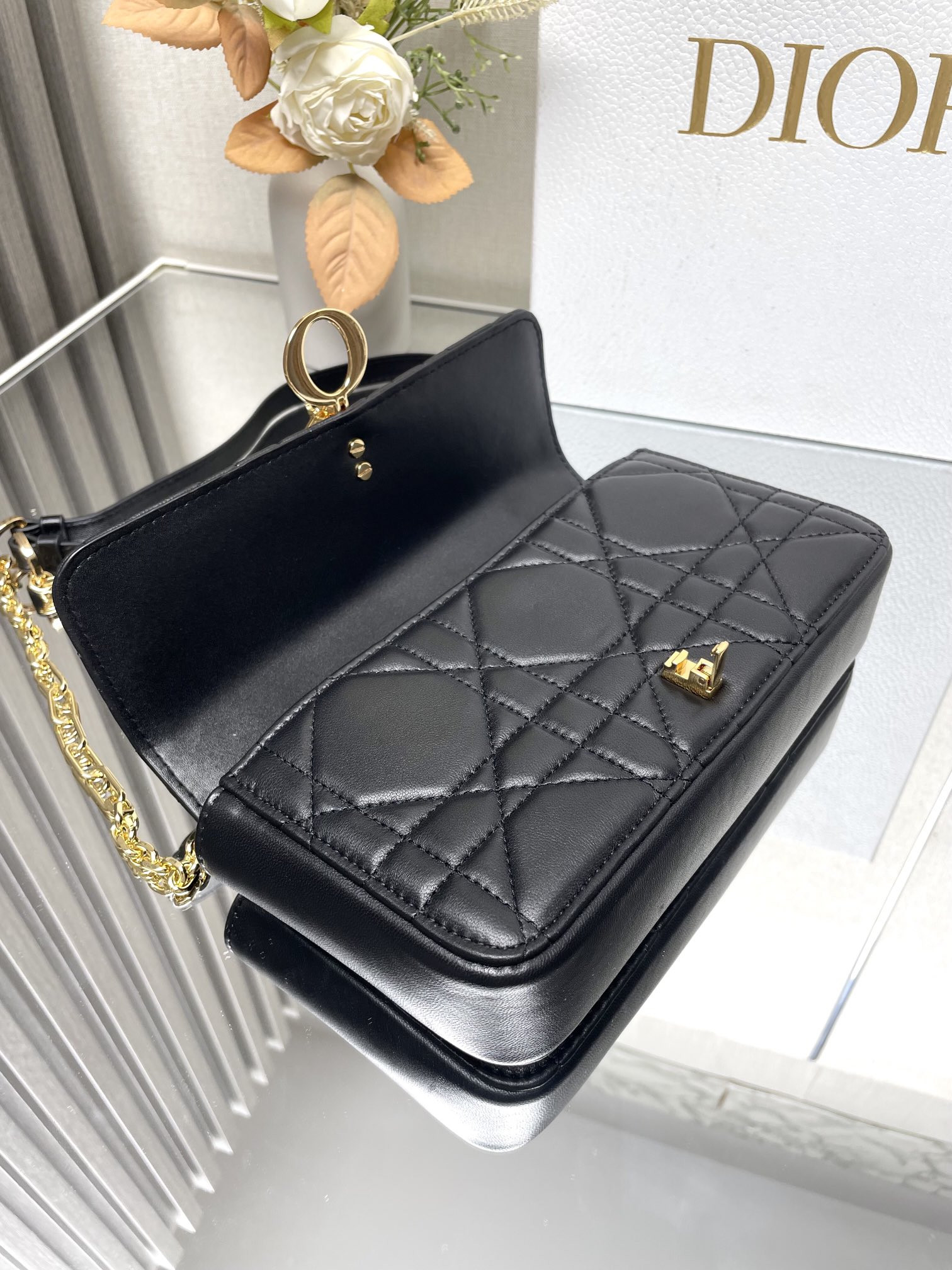 D10r Miss Daisy Mini Bag 22 x 12.5 x 4 cm
