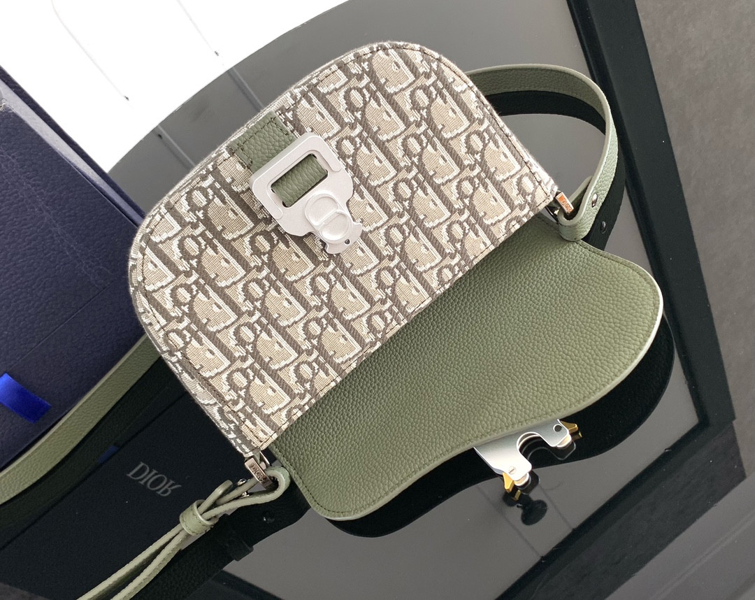 D10r Saddle Messenger Bag 19.5x13x4.3cm