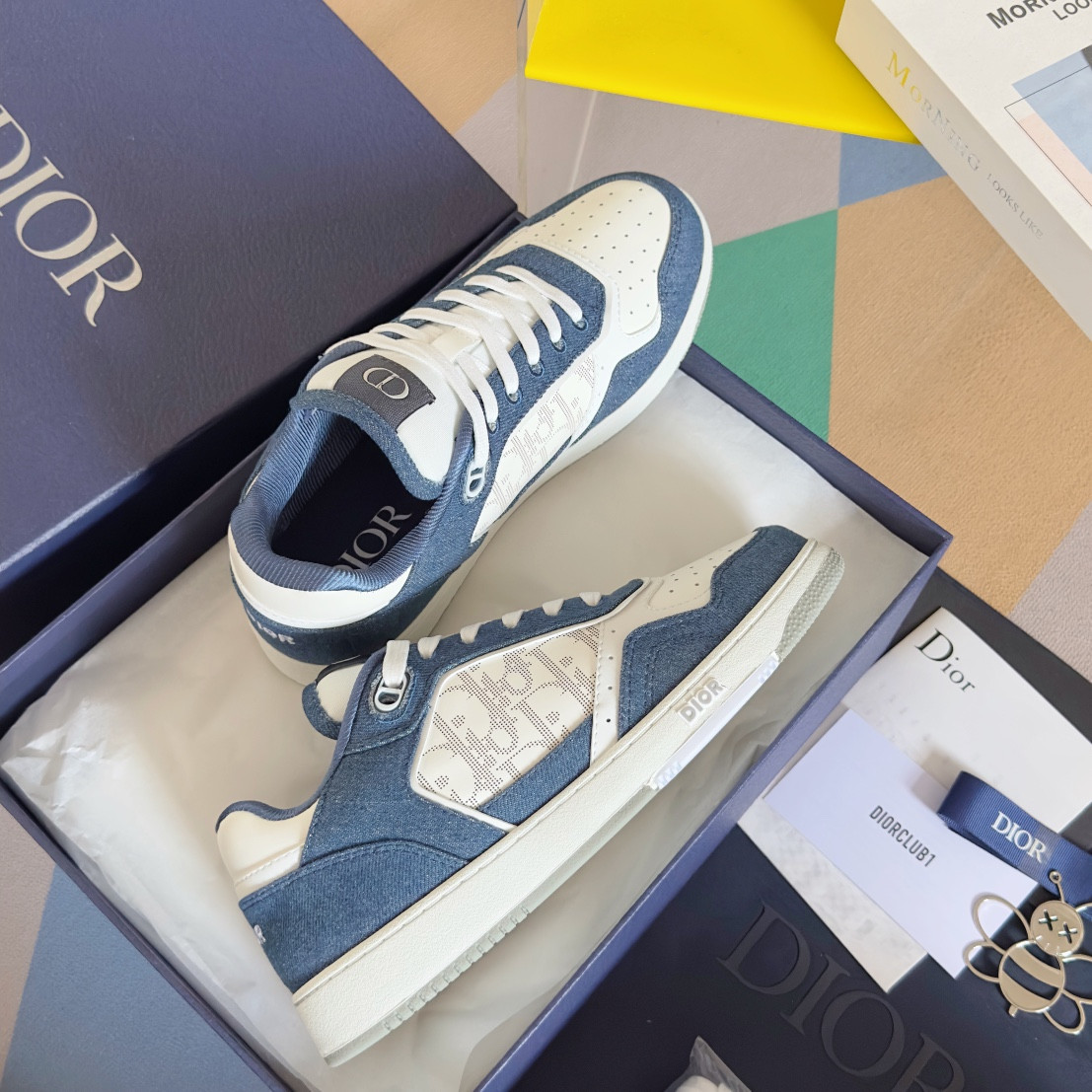 UA D10r B27 Sneaker