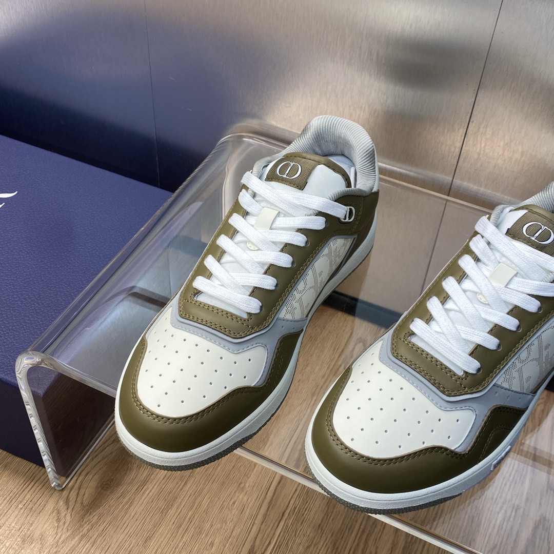 UA D10r B27 Sneaker