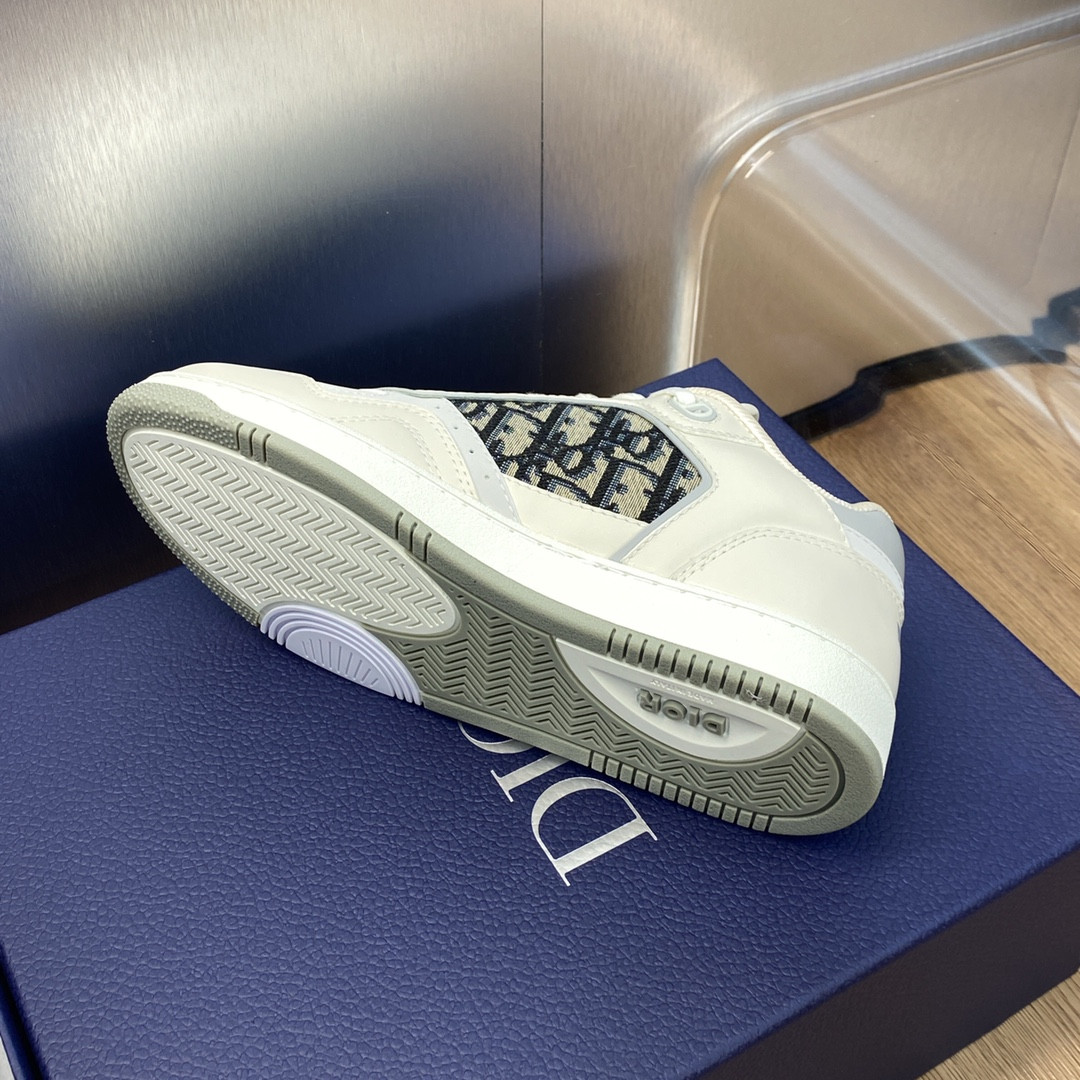 UA D10r B27 Sneaker