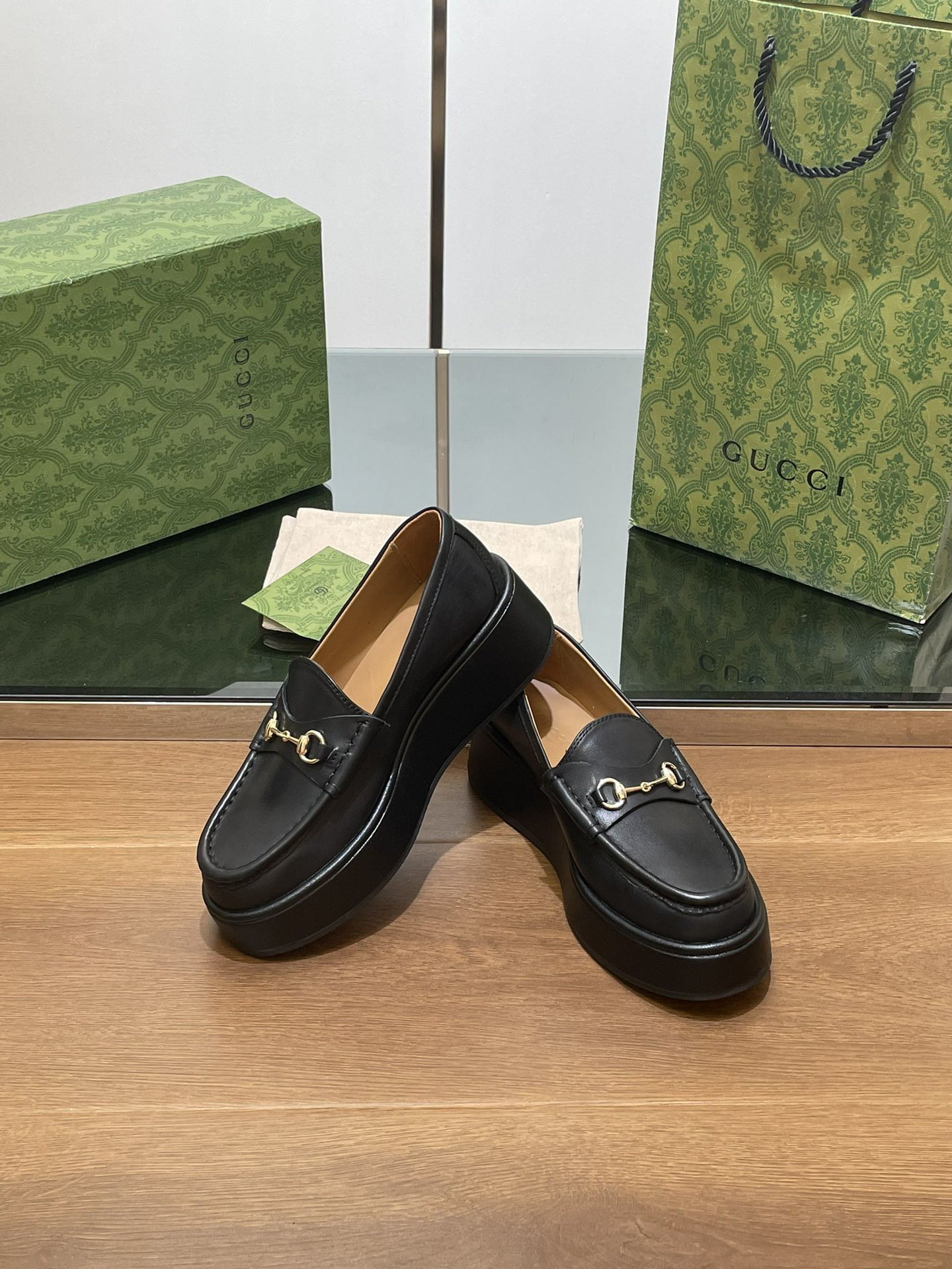 UA Gvc*1 HORSEBIT WEDGE LOAFER