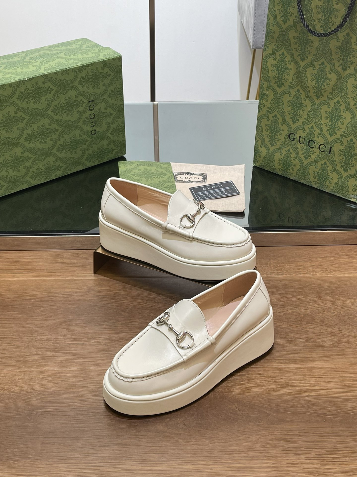 UA Gvc*1 HORSEBIT WEDGE LOAFER