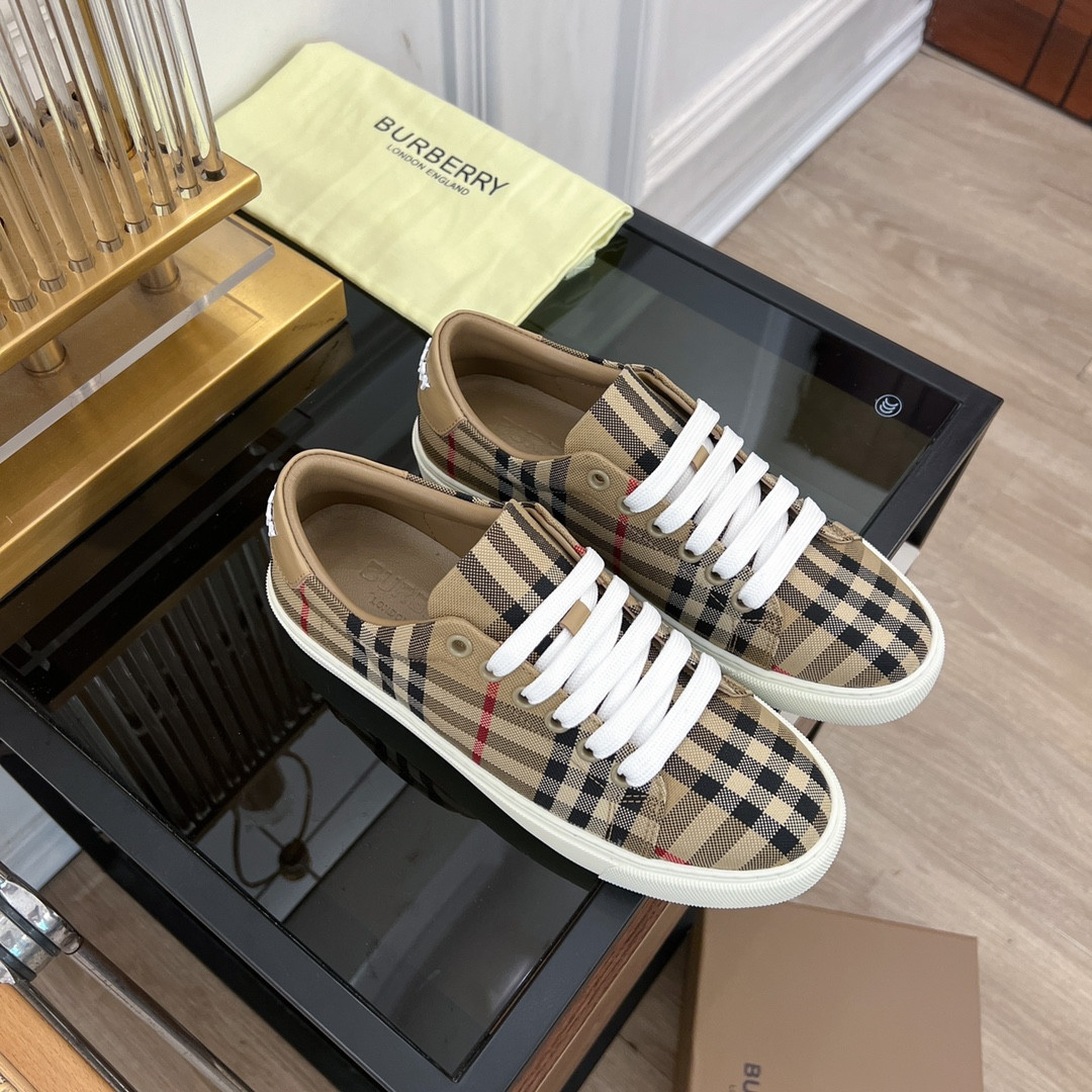 UA Bv*b*rry Check  Sneakers