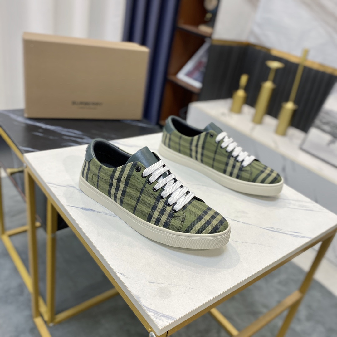 UA Bv*b*rry Check and Leather Sneakers